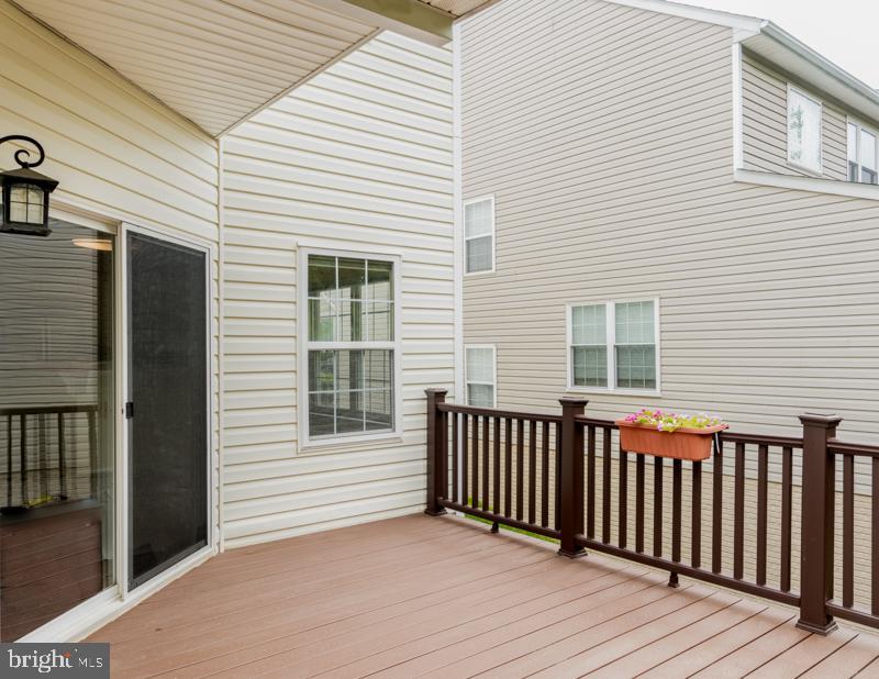 2598 RUNNING WOLF TRAIL