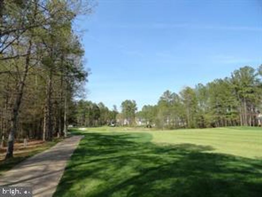 Golf Course Lot looking over the 5th Fairway, in Beautiful Fawn Lake! Build your Home on the 18 hole  Arnold Palmer Virginia Masterpiece  and Enjoy the Numerous Amenities., 288 Acre Lake, Beach, Marina, Country Club, Swimming Pool, Tennis & Basketball Courts, Parks, Baseball Field, Walking Trails, Fitness Center and More!