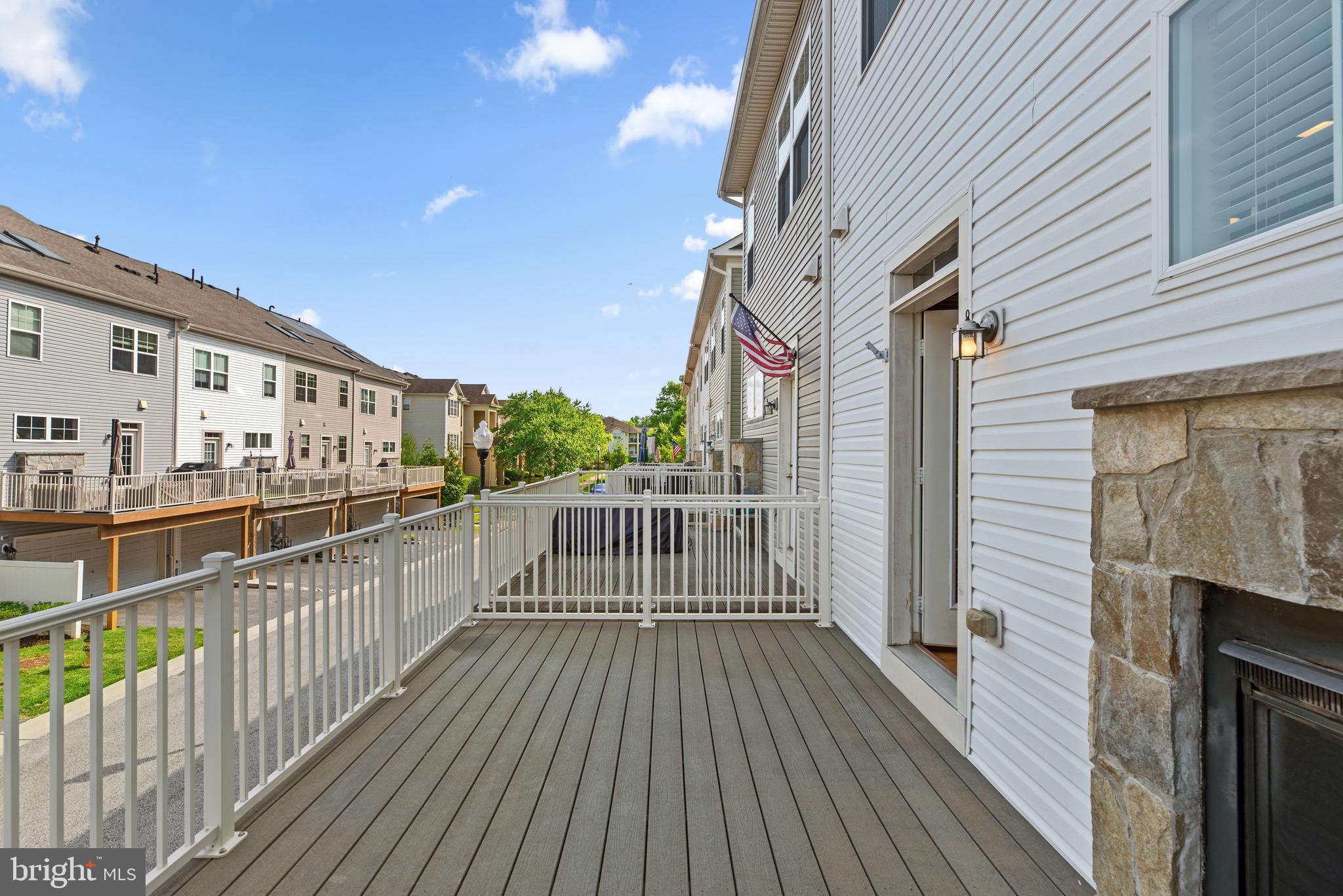 VILLAGE GREENS - Residential