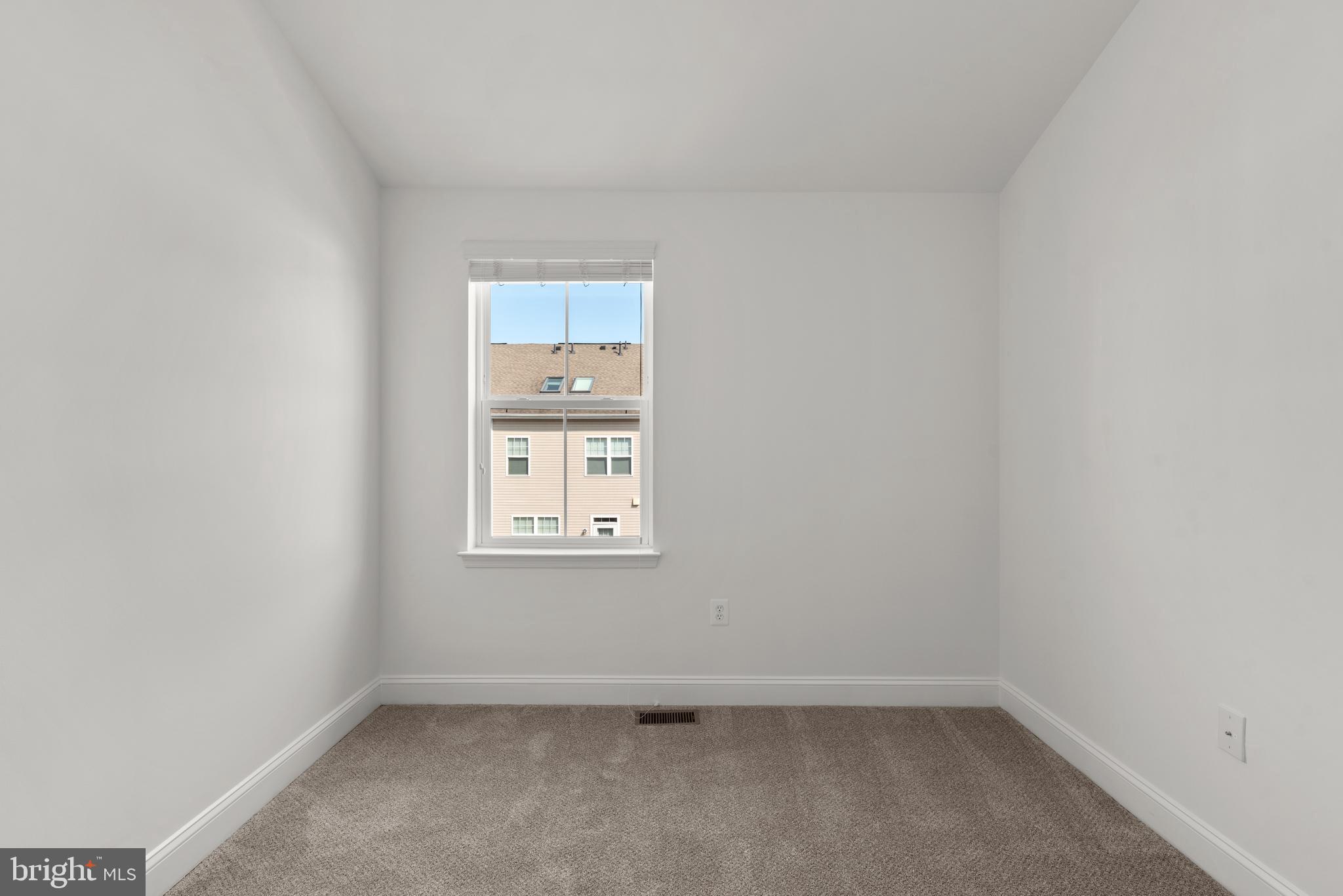 VILLAGE GREENS - Residential