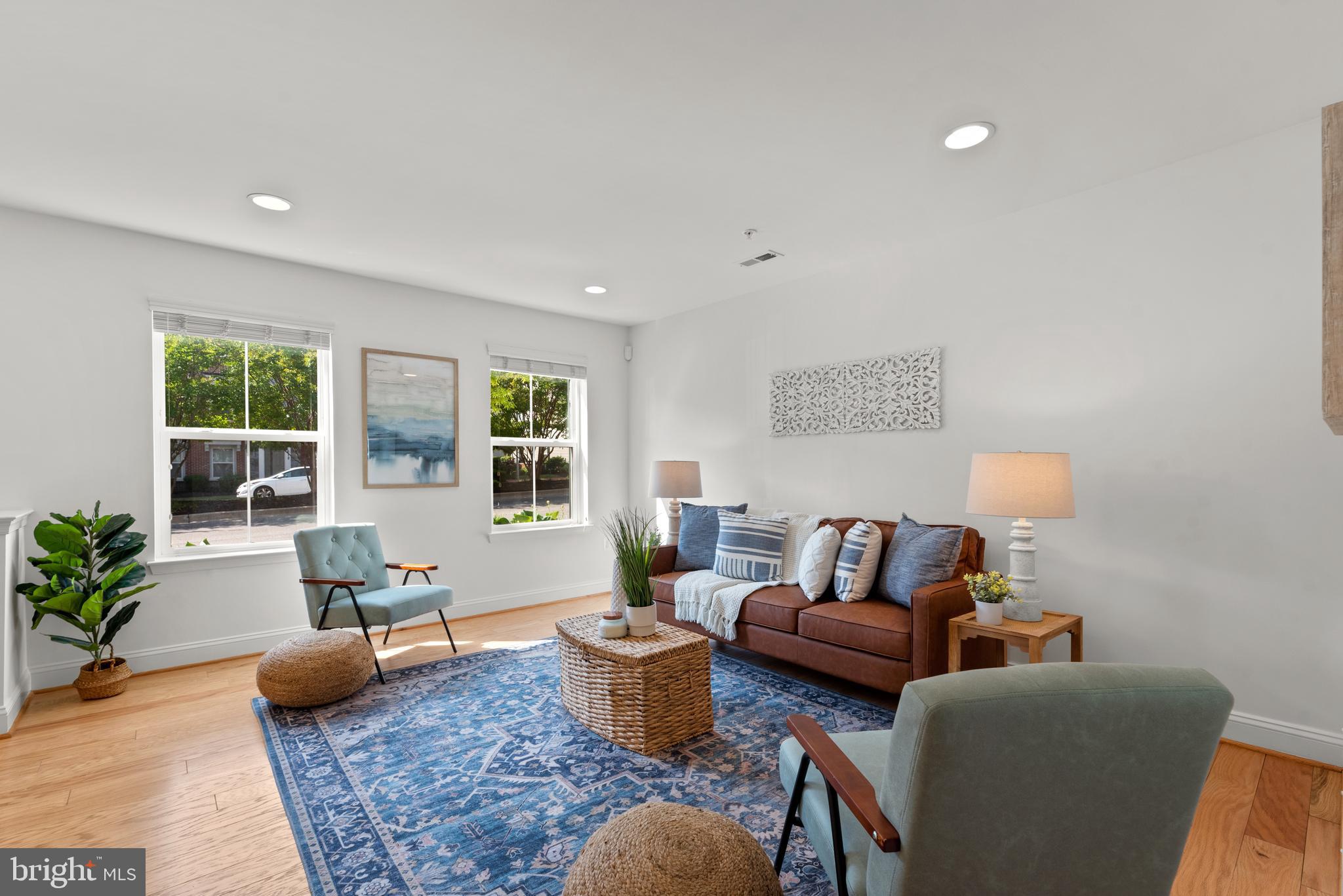 VILLAGE GREENS - Residential