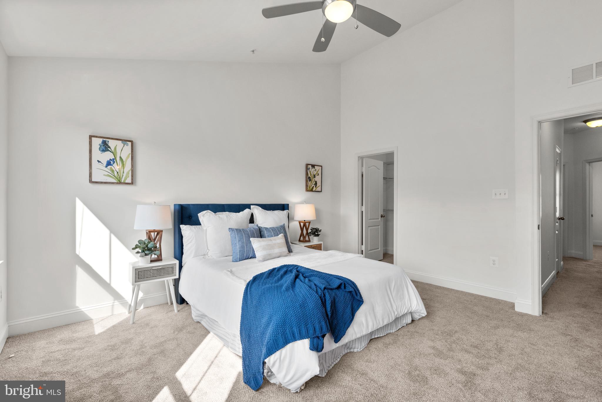 VILLAGE GREENS - Residential