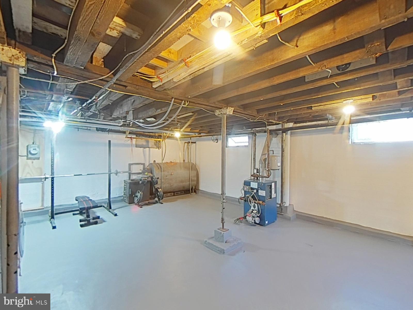 WESTINGHOUSE VLG - Residential