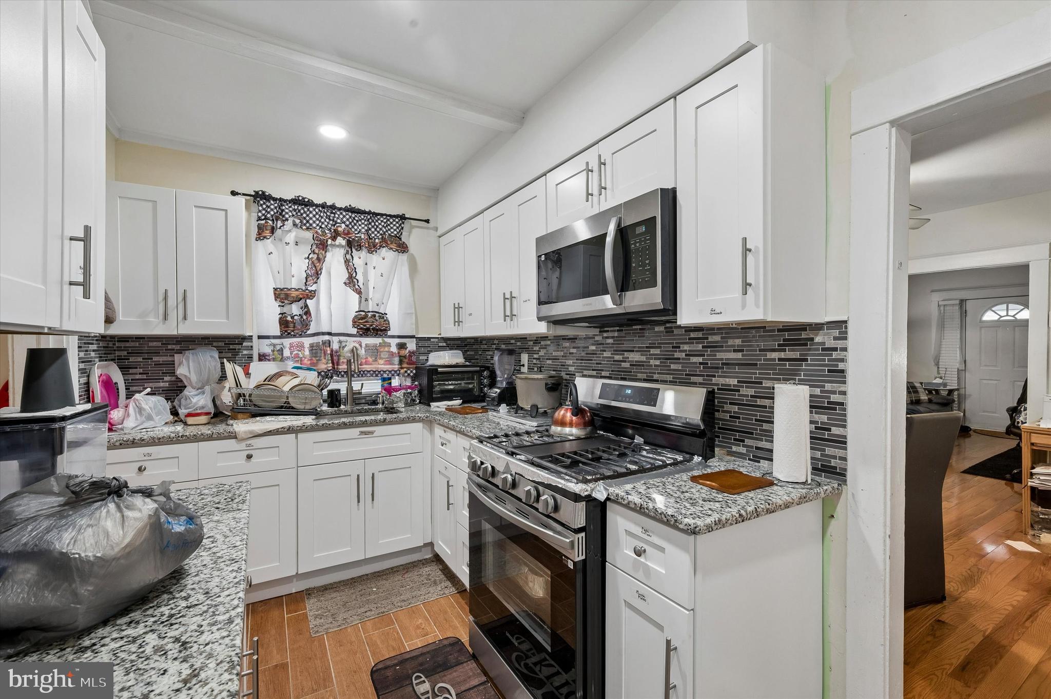 YEADON - Residential