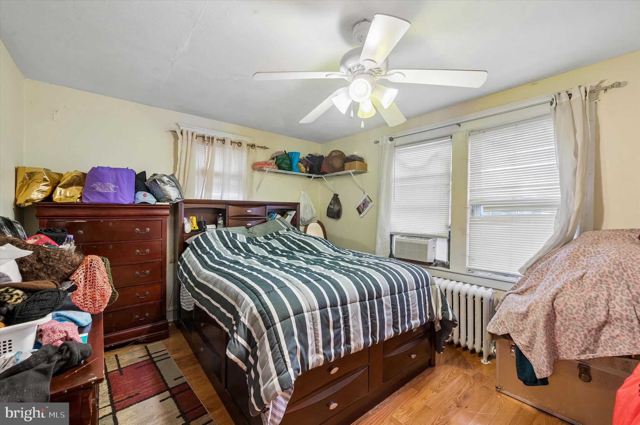 YEADON - Residential