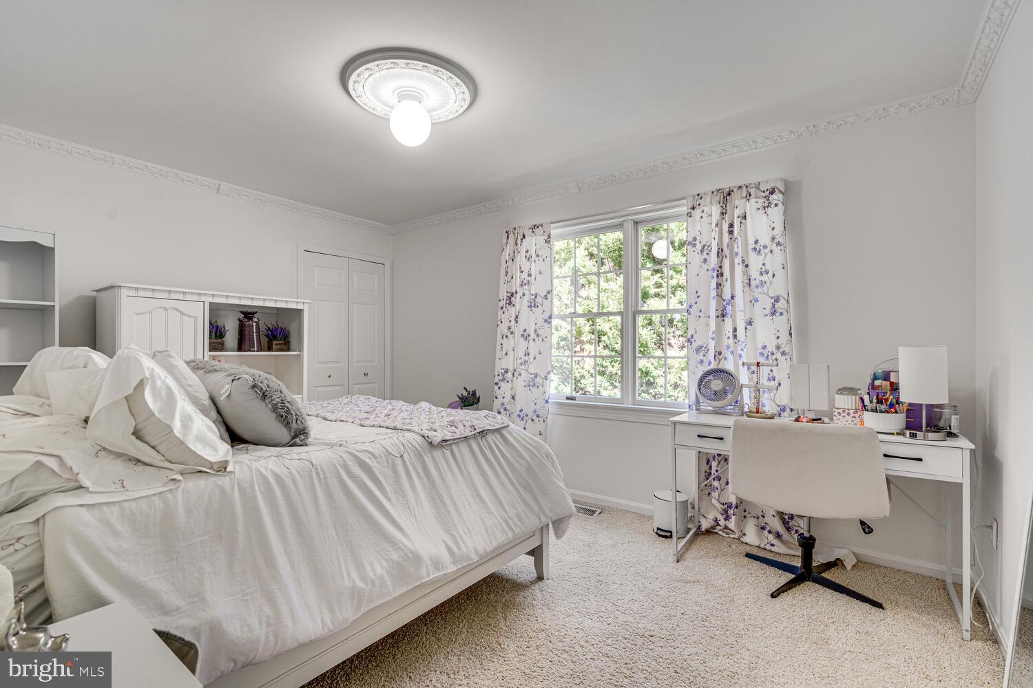 NORBECK MANOR - Residential