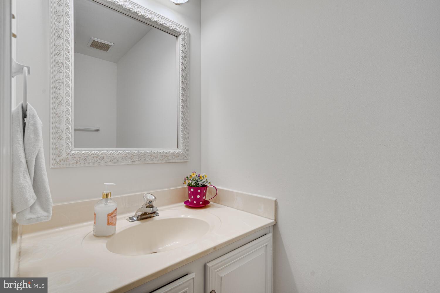 NORBECK MANOR - Residential