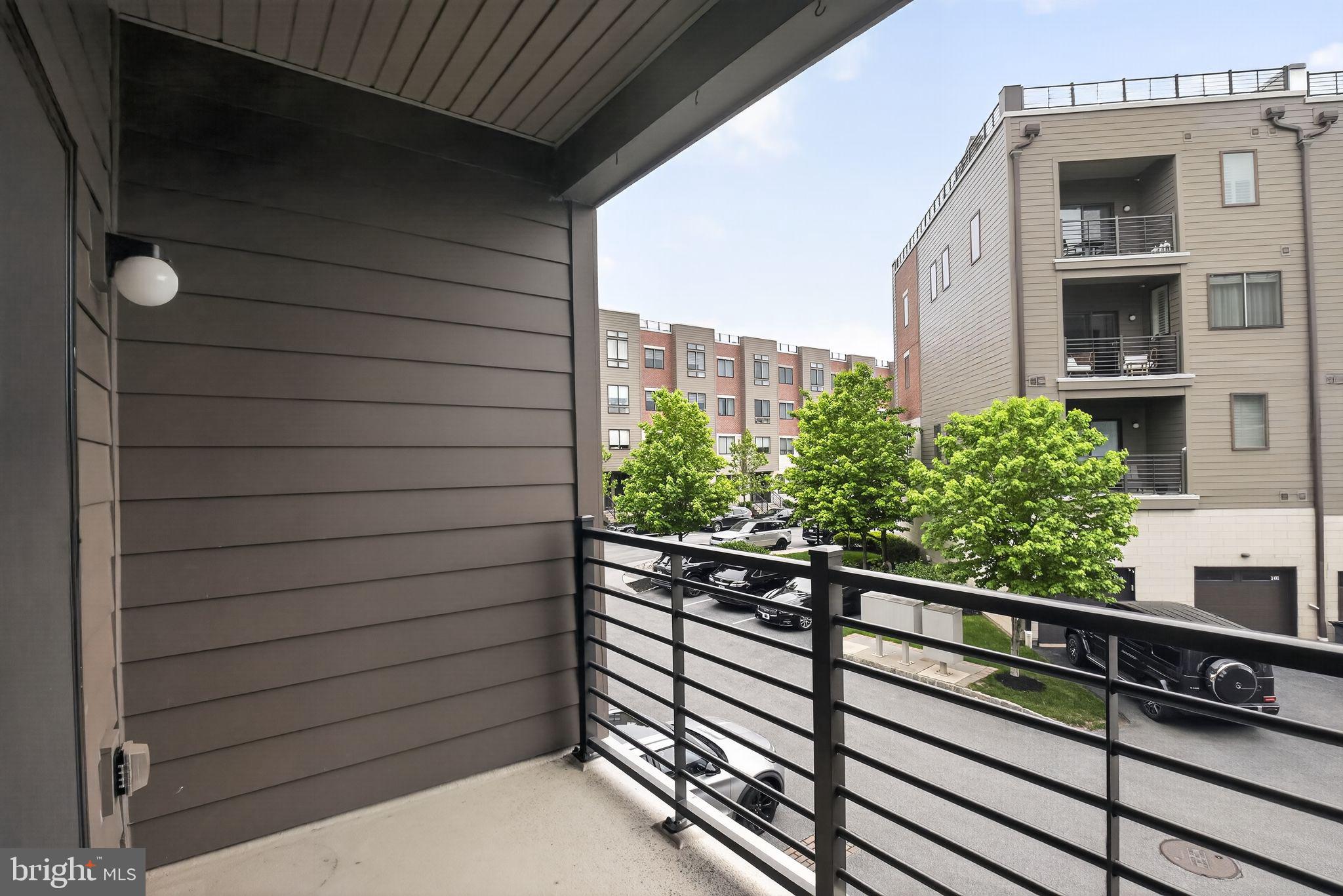 BROWNSTONES AT VF - Residential