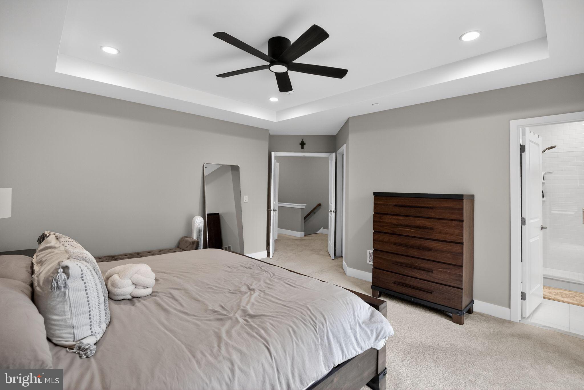 BROWNSTONES AT VF - Residential