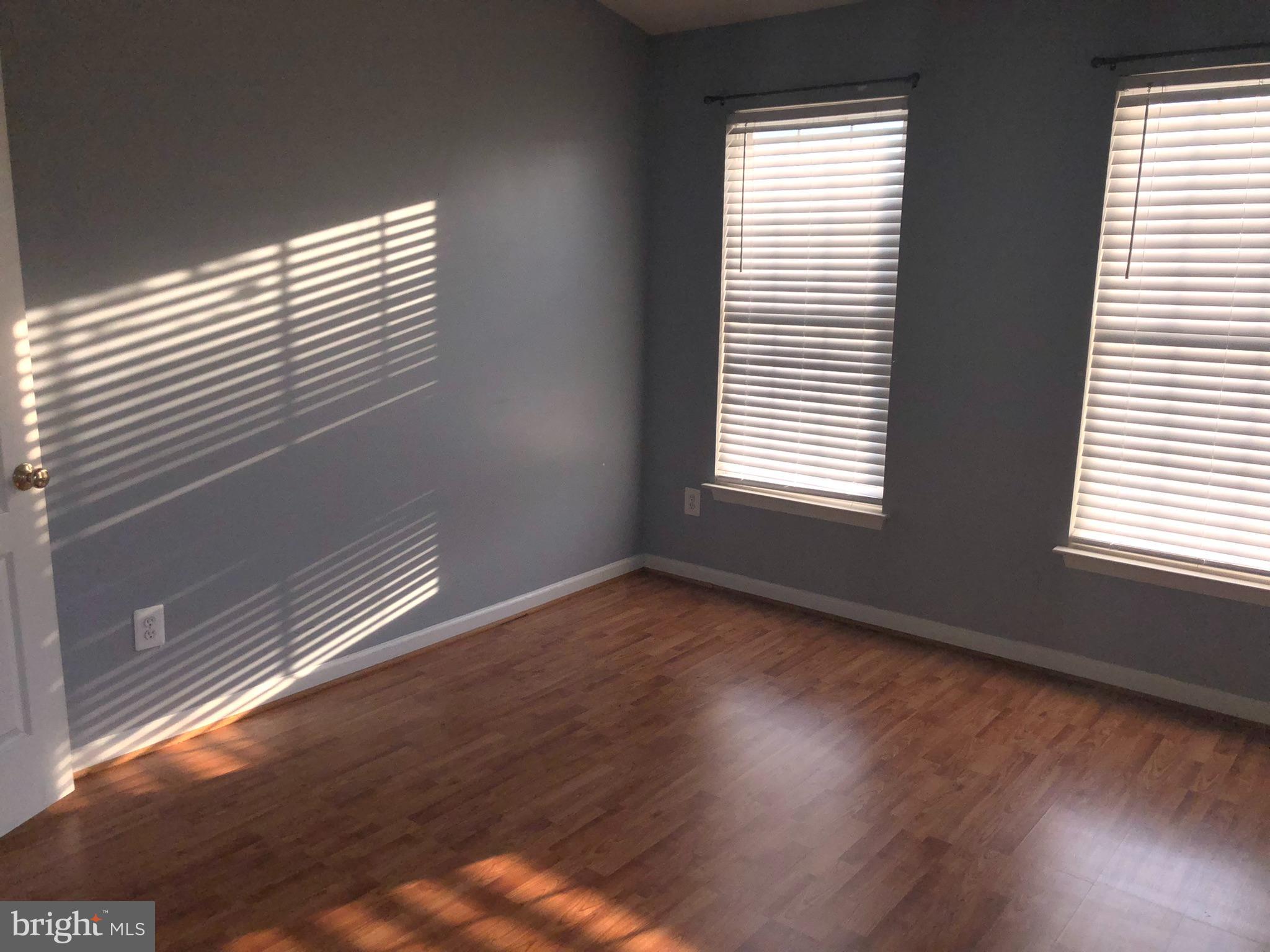 LOUDOUN VALLEY ESTATES - Residential Lease