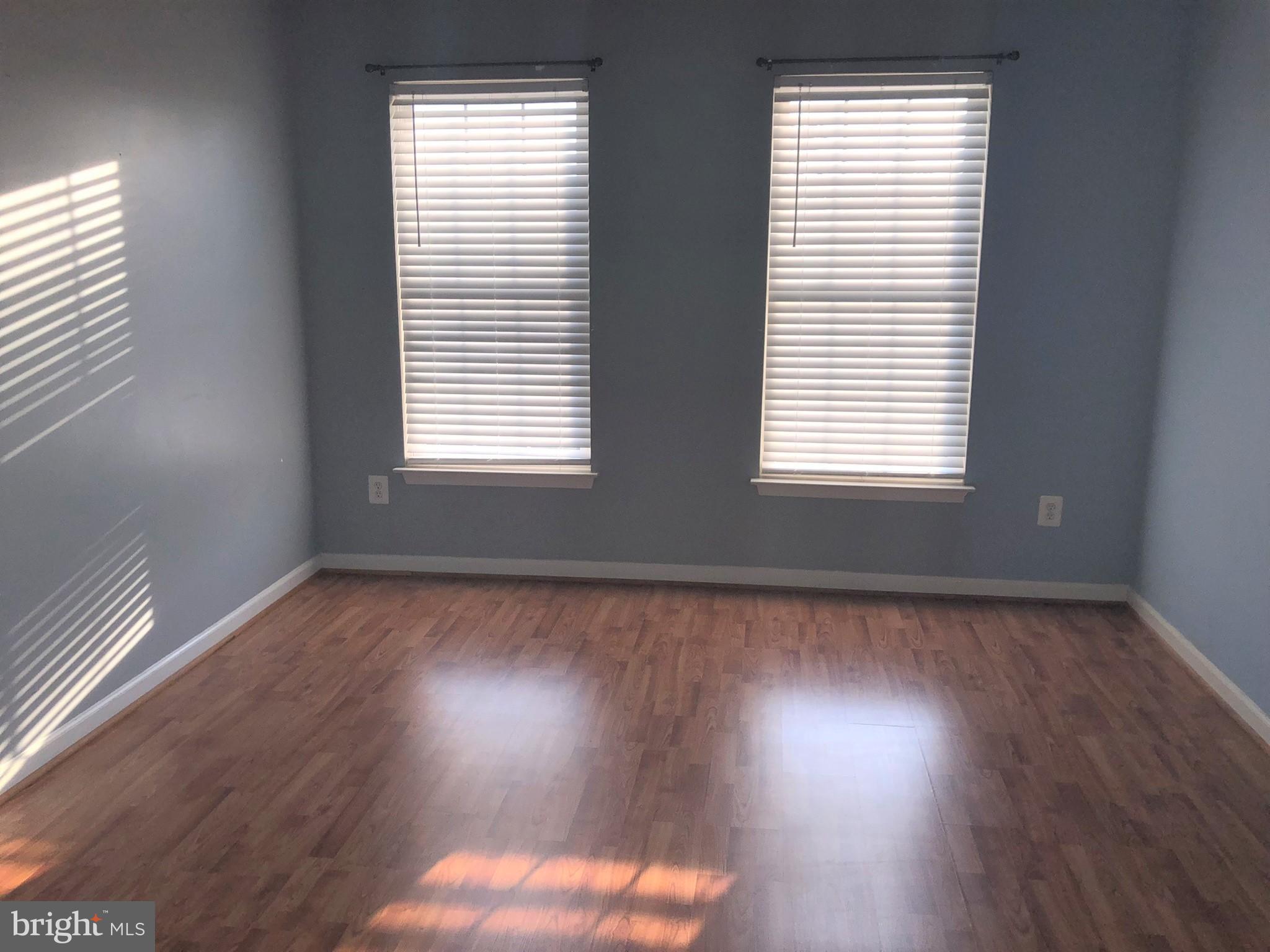 LOUDOUN VALLEY ESTATES - Residential Lease