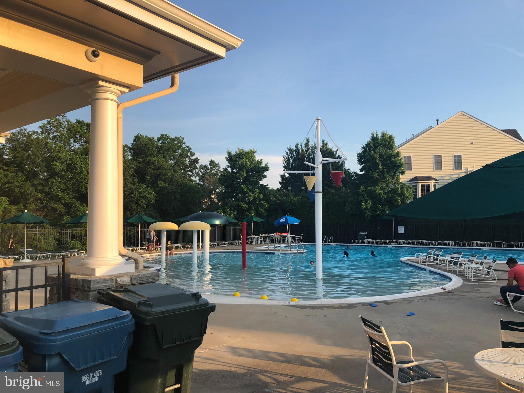 LOUDOUN VALLEY ESTATES - Residential Lease