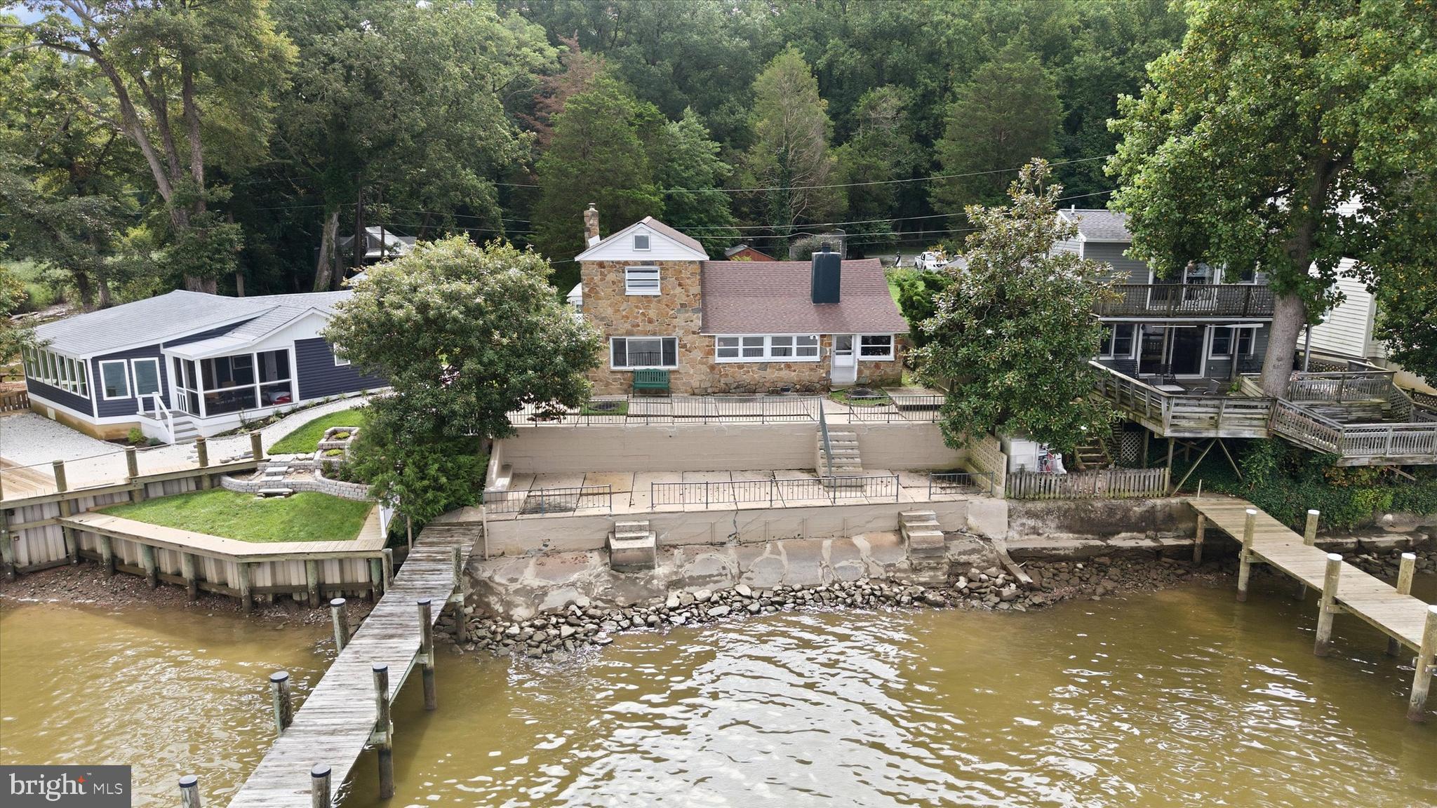 31 BORENS SHORE ROAD
