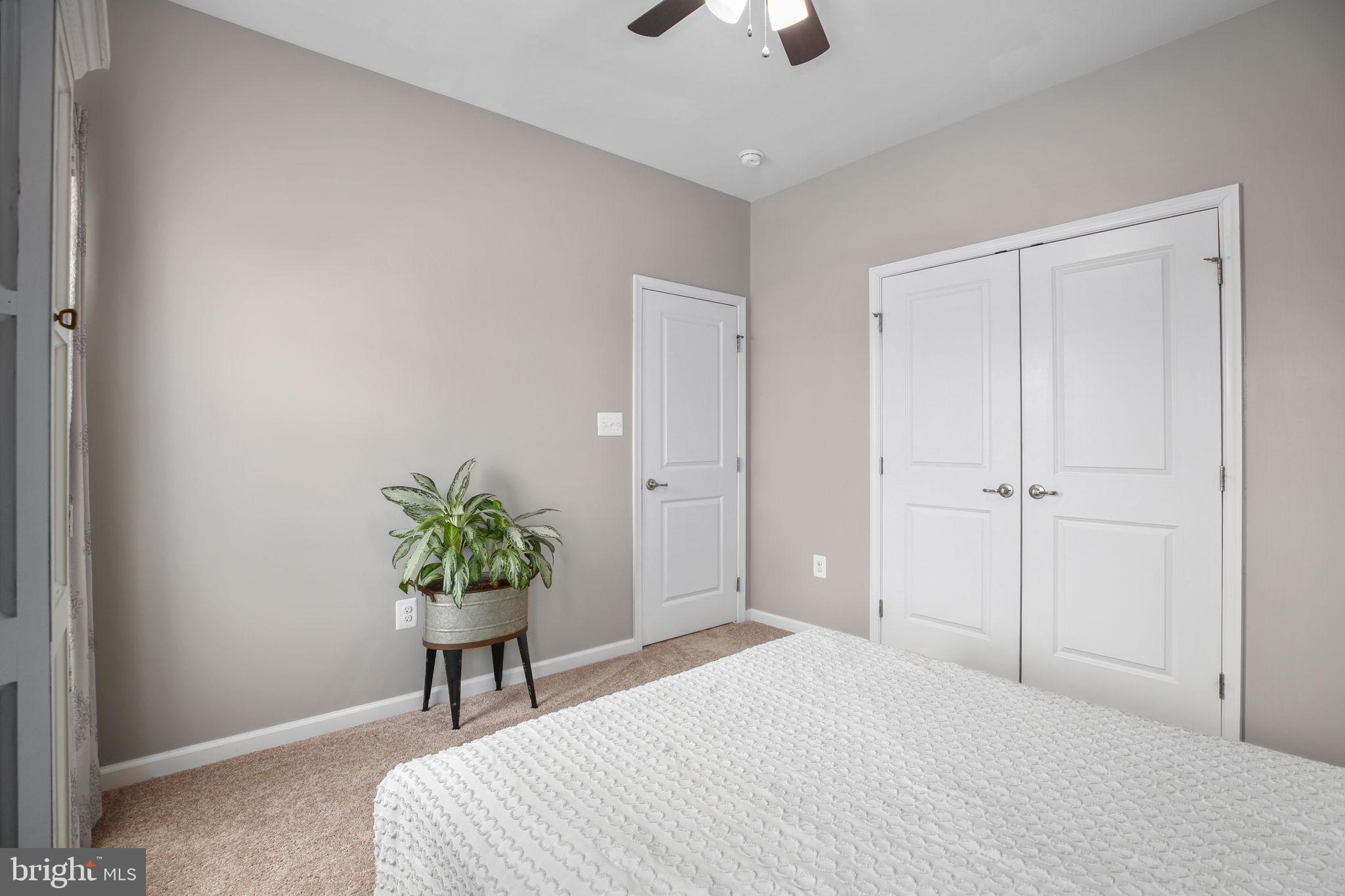 THE VILLAGE AT COURTHOUSE COMMONS - Residential