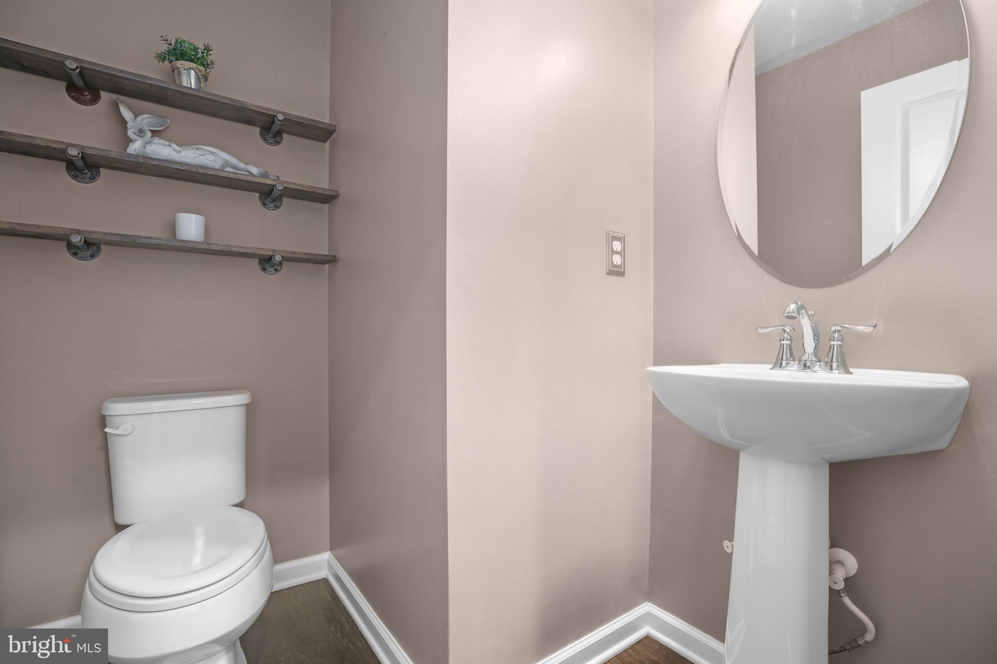 THE VILLAGE AT COURTHOUSE COMMONS - Residential