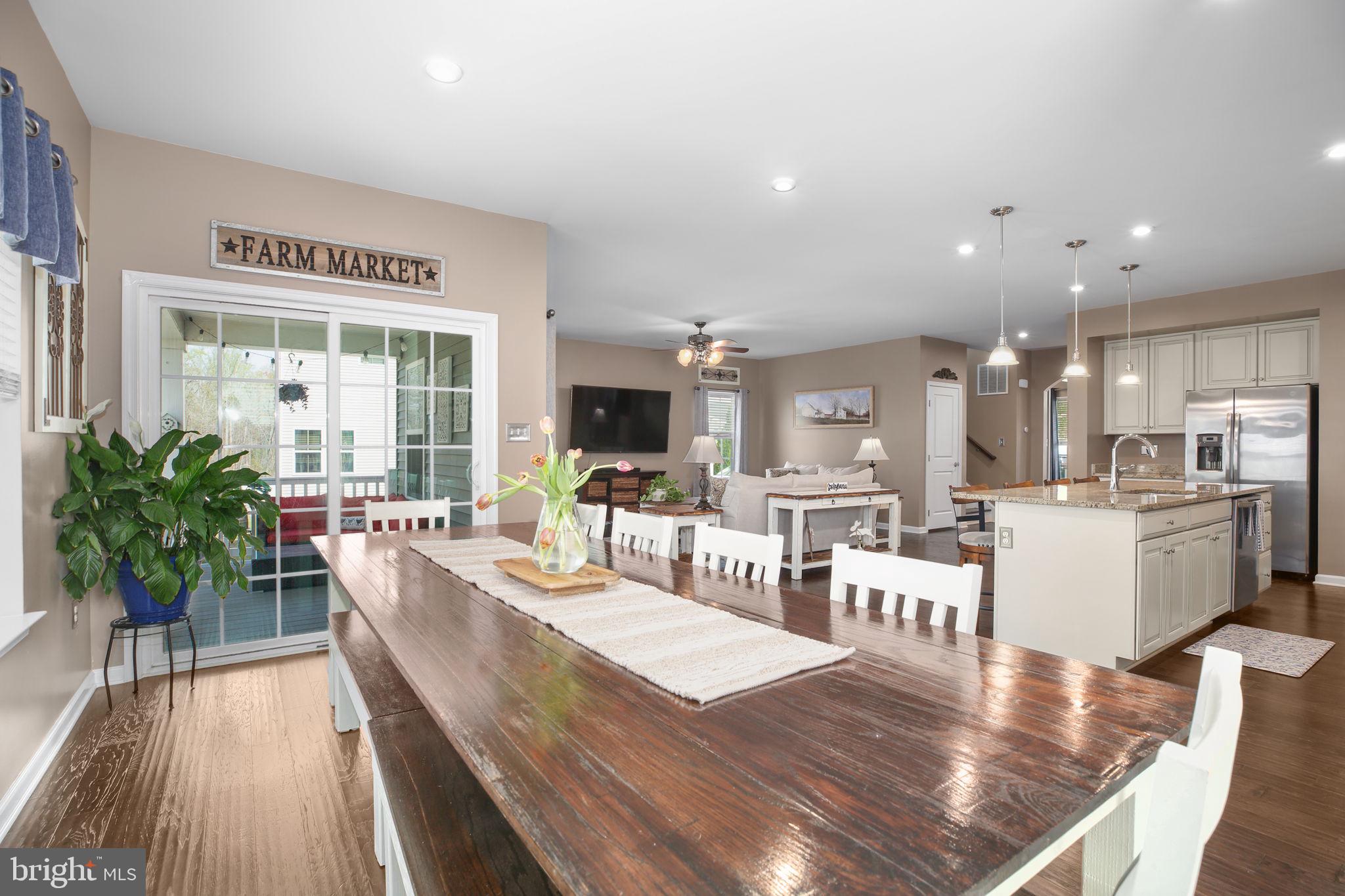 THE VILLAGE AT COURTHOUSE COMMONS - Residential