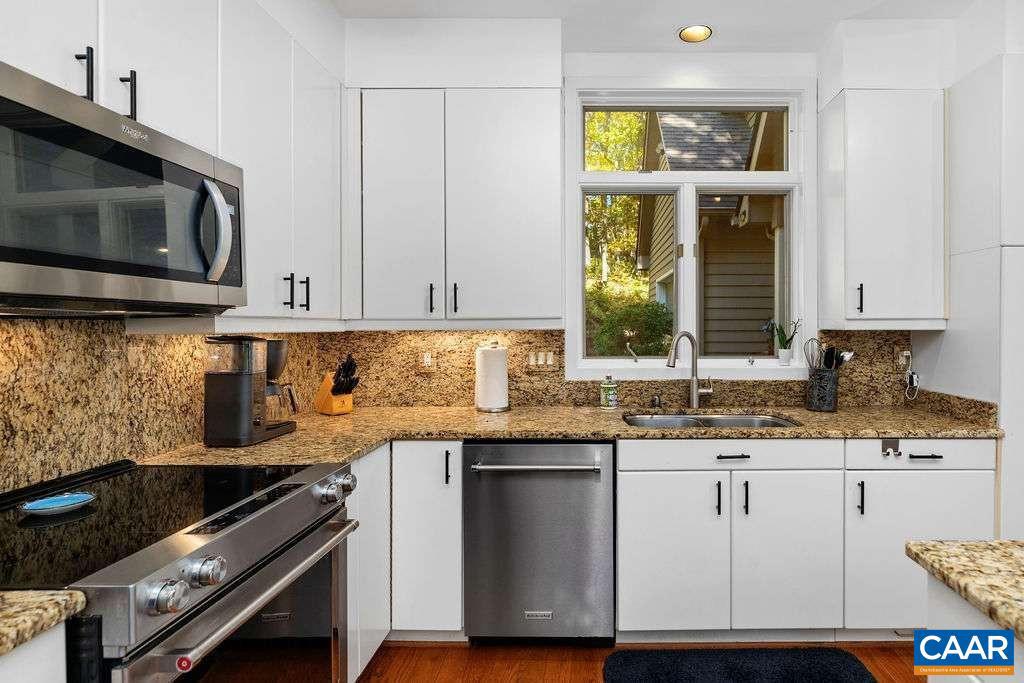 WINTERGREEN RESORT - Residential