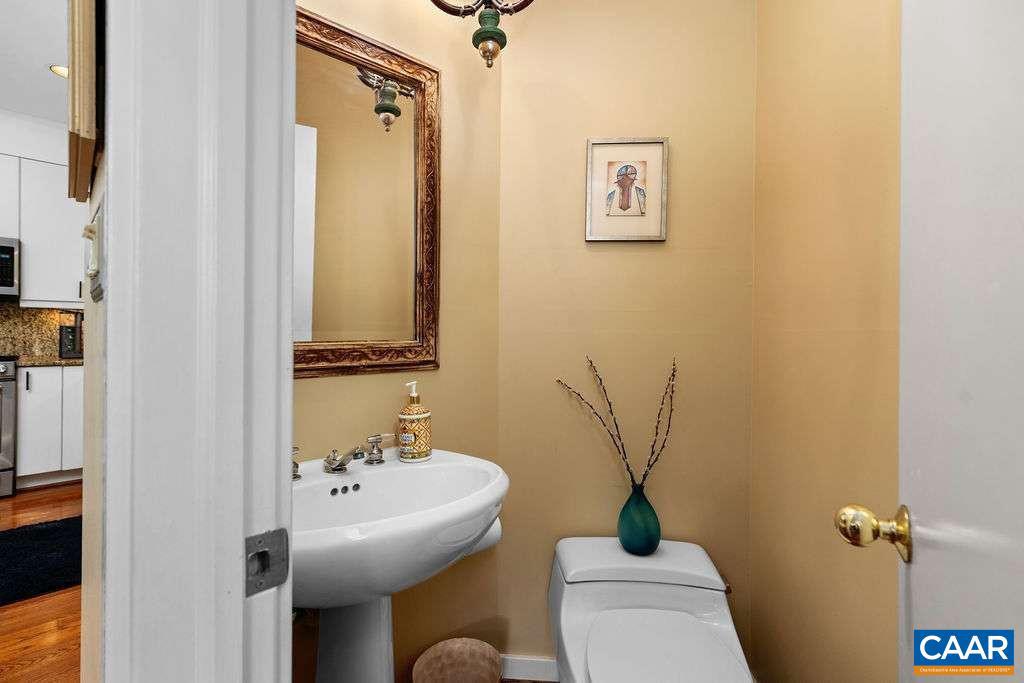 WINTERGREEN RESORT - Residential