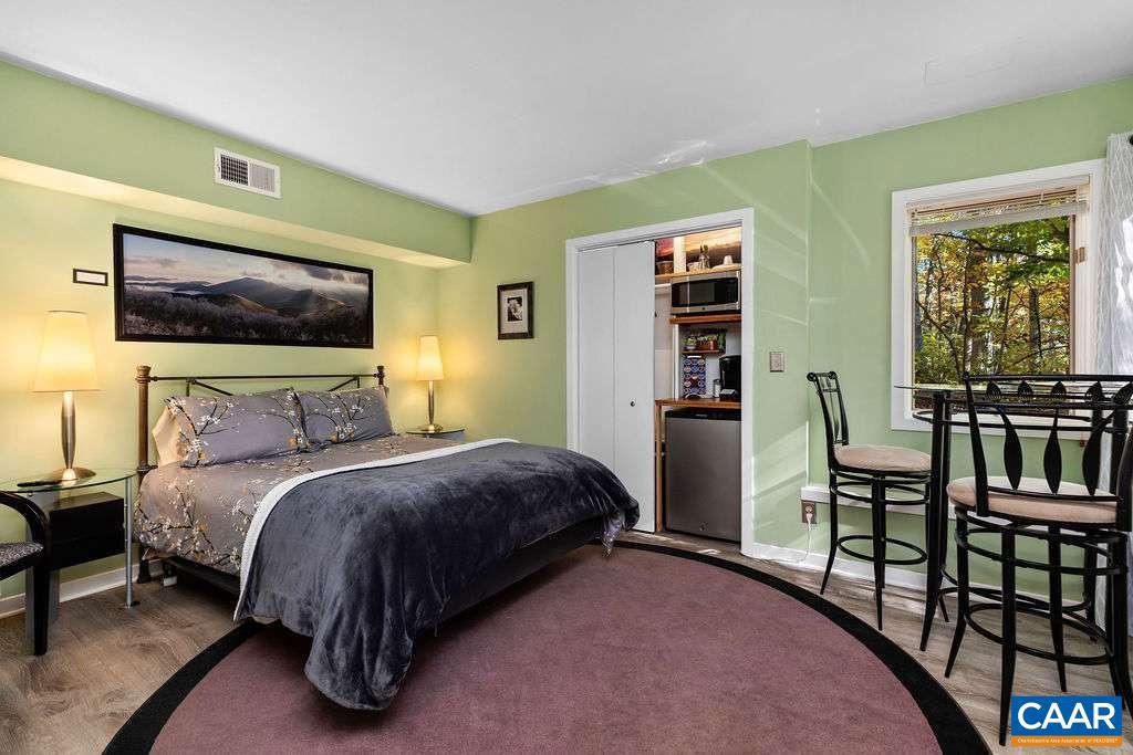 WINTERGREEN RESORT - Residential