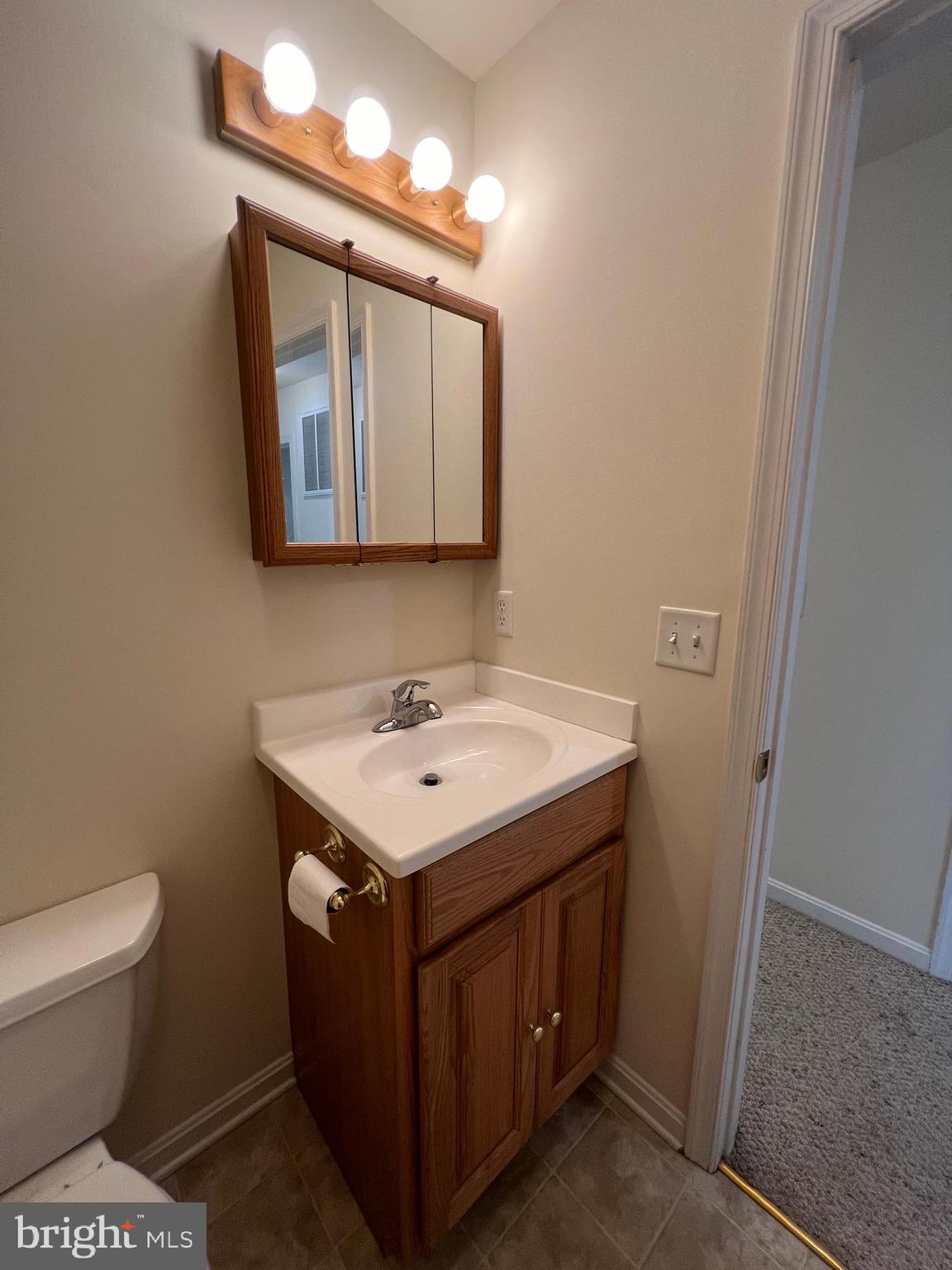 AMBER WOODS - Residential