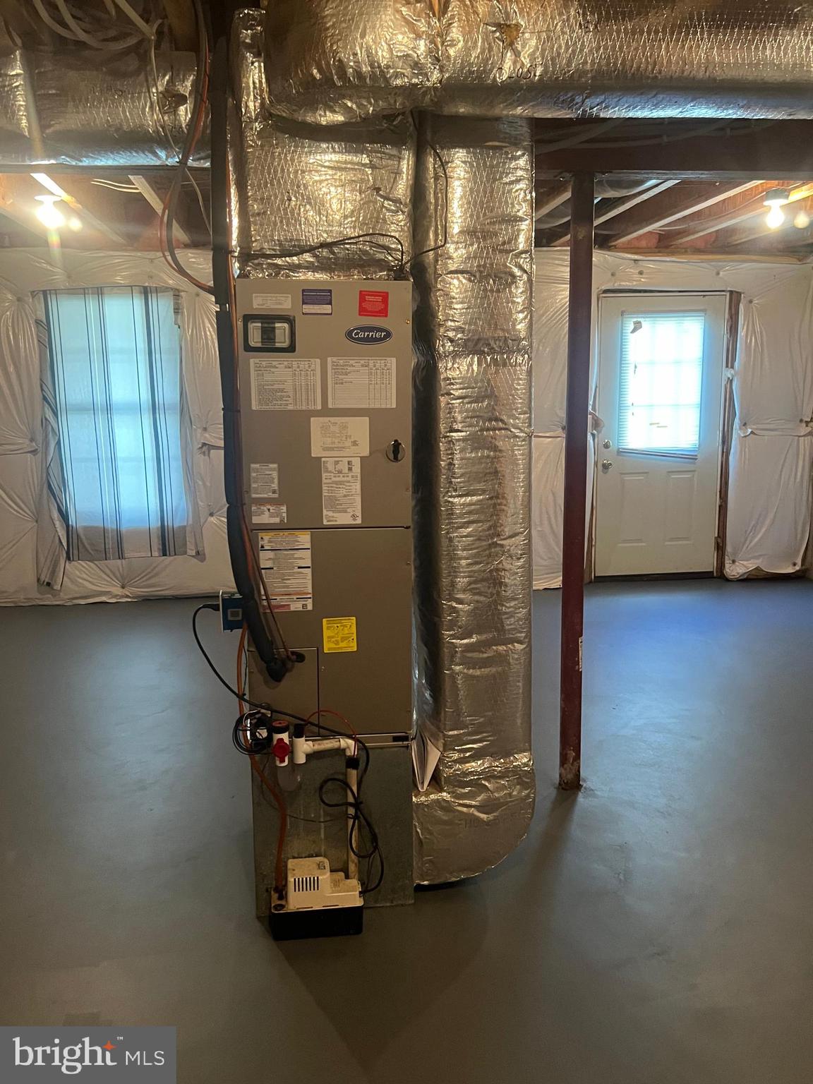 AMBER WOODS - Residential