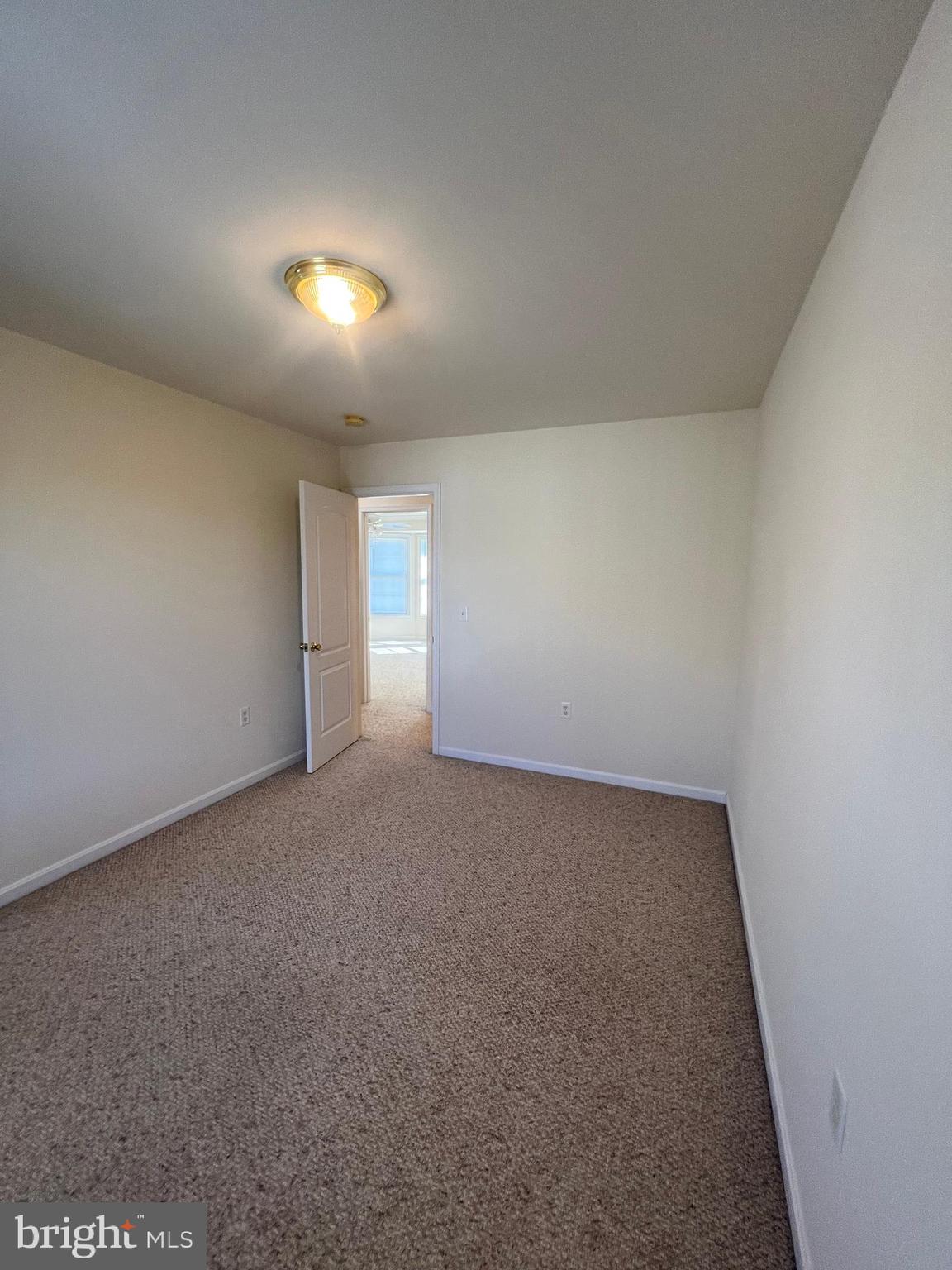 AMBER WOODS - Residential