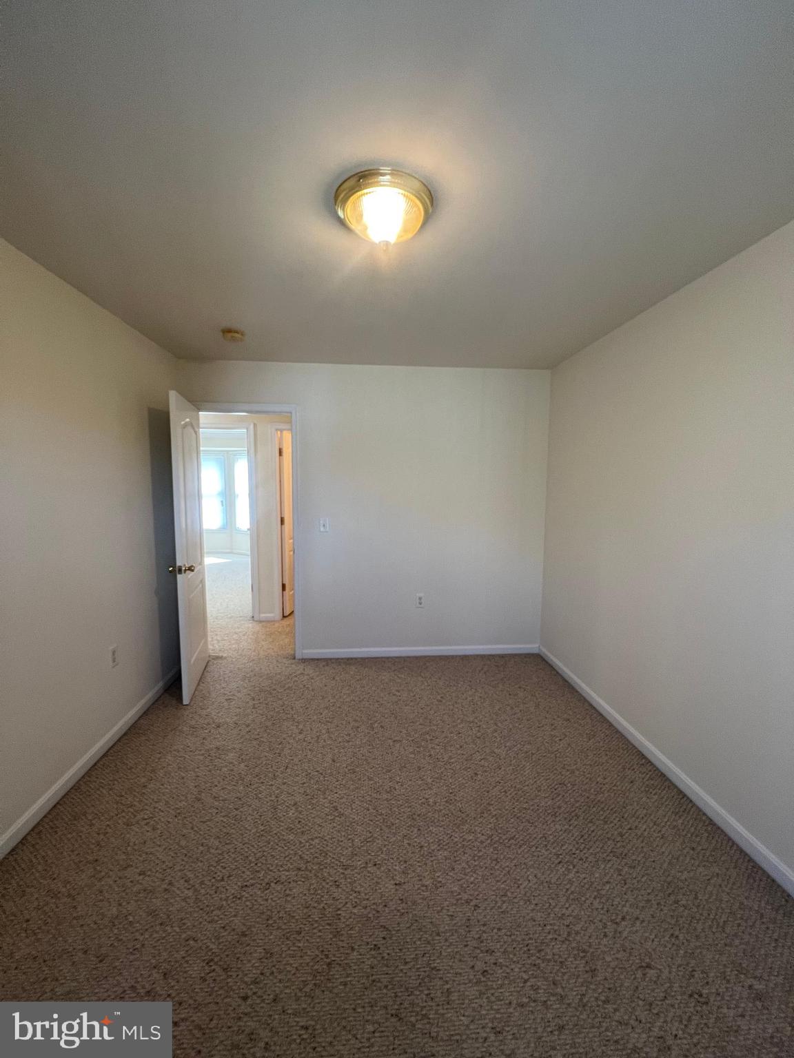 AMBER WOODS - Residential