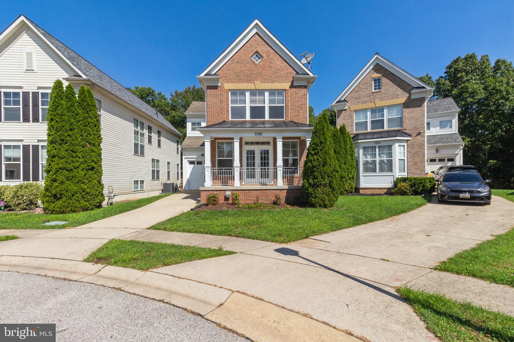 SEVEN OAKS - Residential