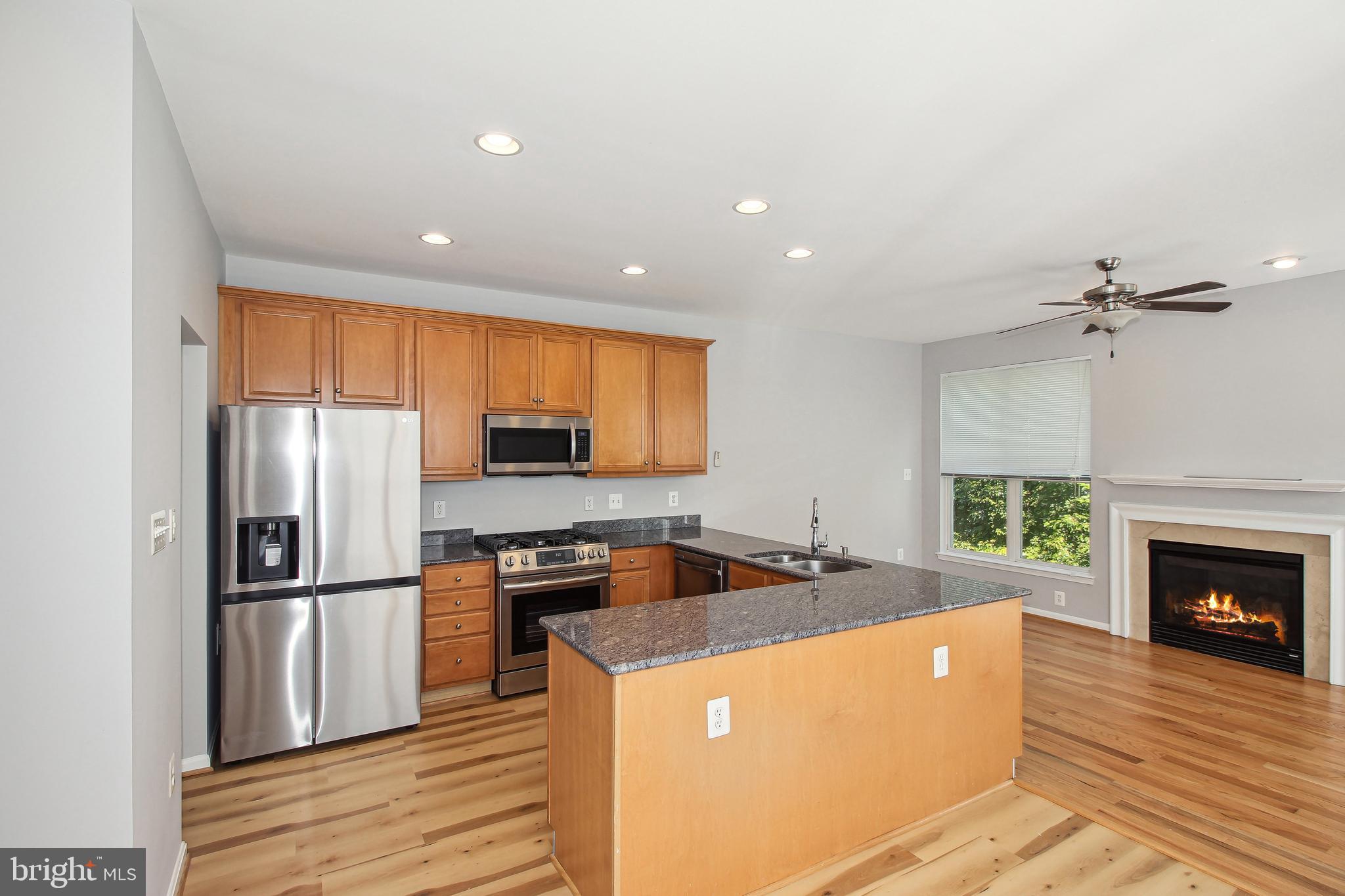 SEVEN OAKS - Residential