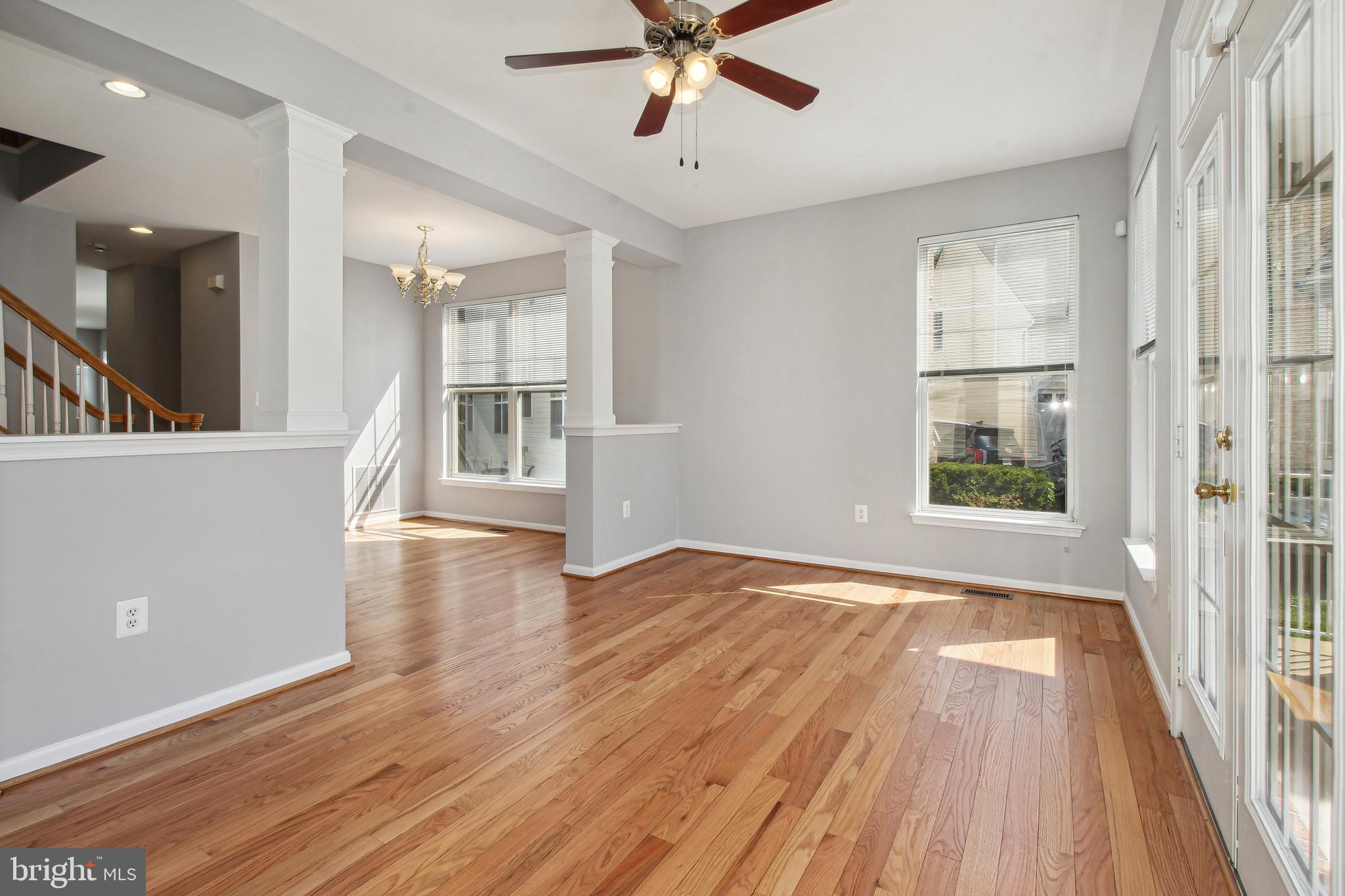 SEVEN OAKS - Residential