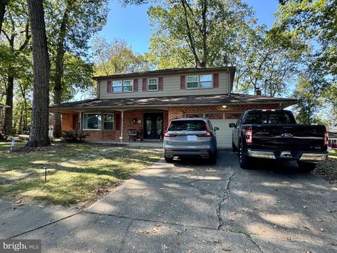 Photo of 4061 Robinhood Drive, YORK, PA 17408 (MLS # PAYK2091298)