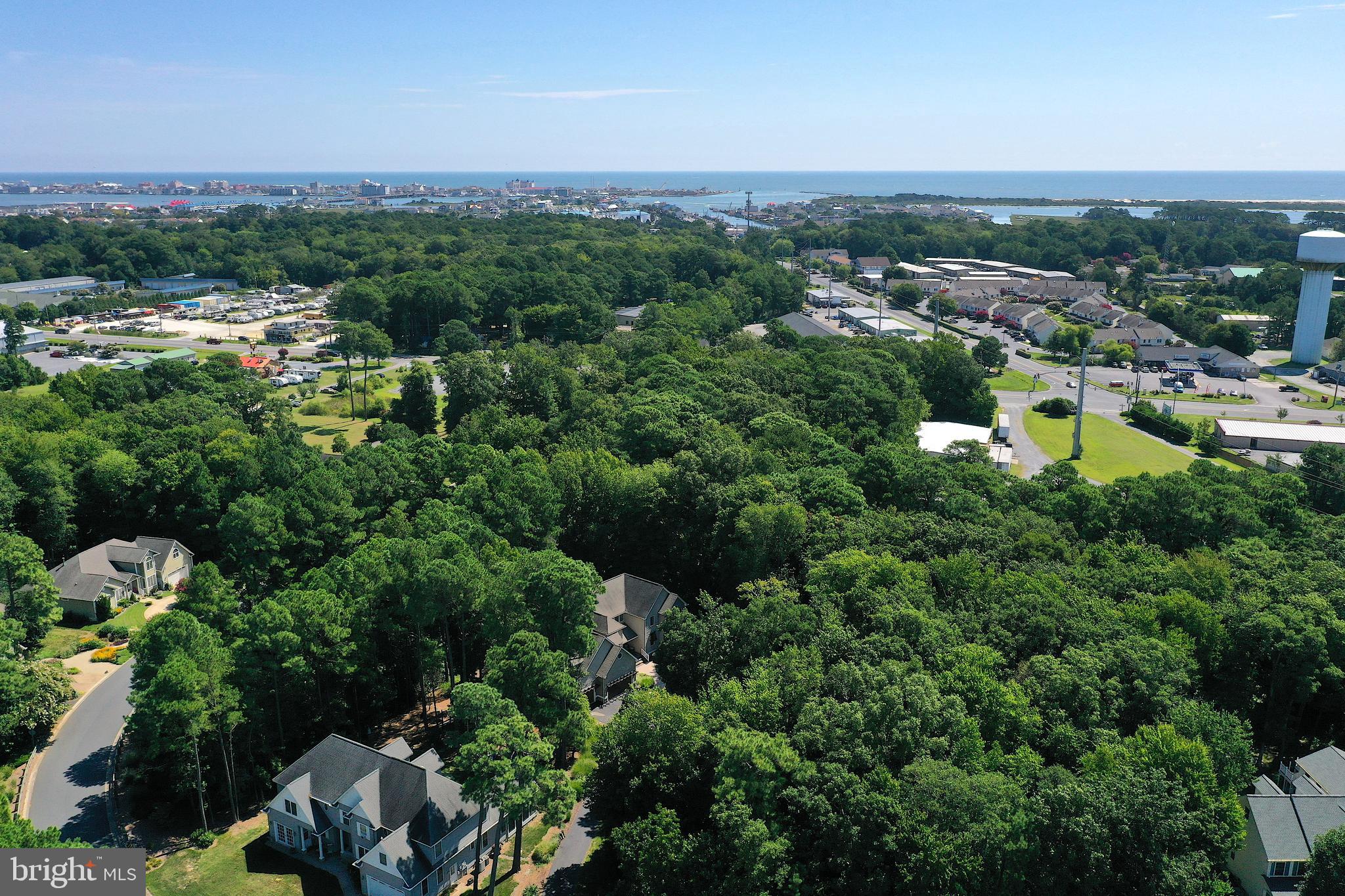 WHISPERING WOODS - Residential