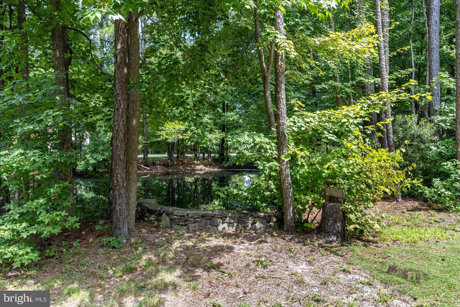 WHISPERING WOODS - Residential