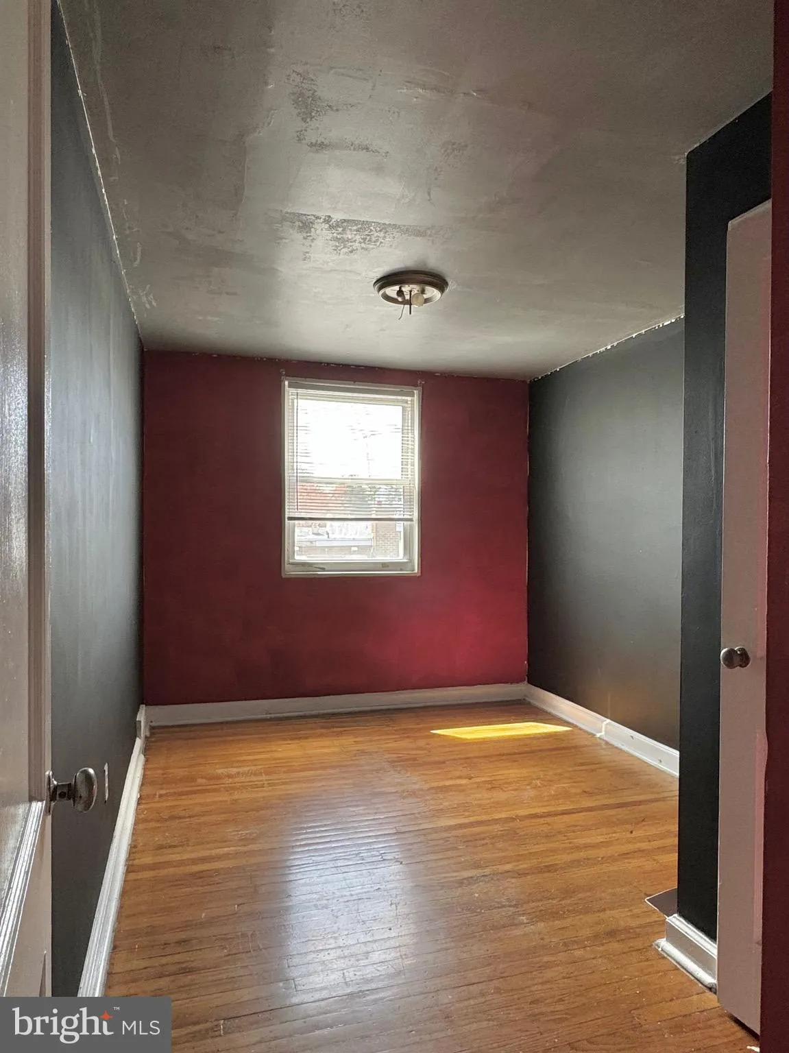 Wilmington, Delaware 19802, United States, 3 Bedrooms Bedrooms, ,1 BathroomBathrooms,Residential,Contingent,19692