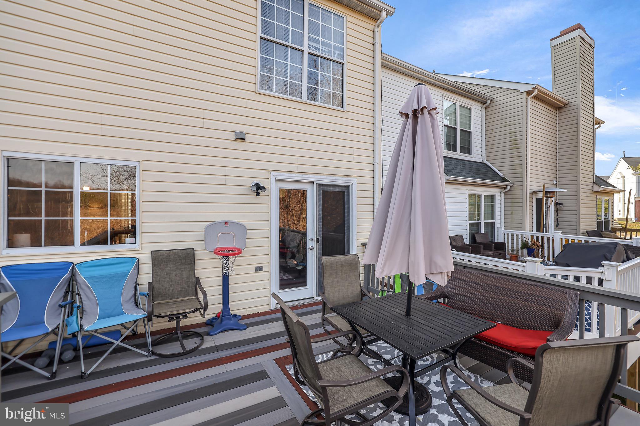 SEVEN OAKS - Residential