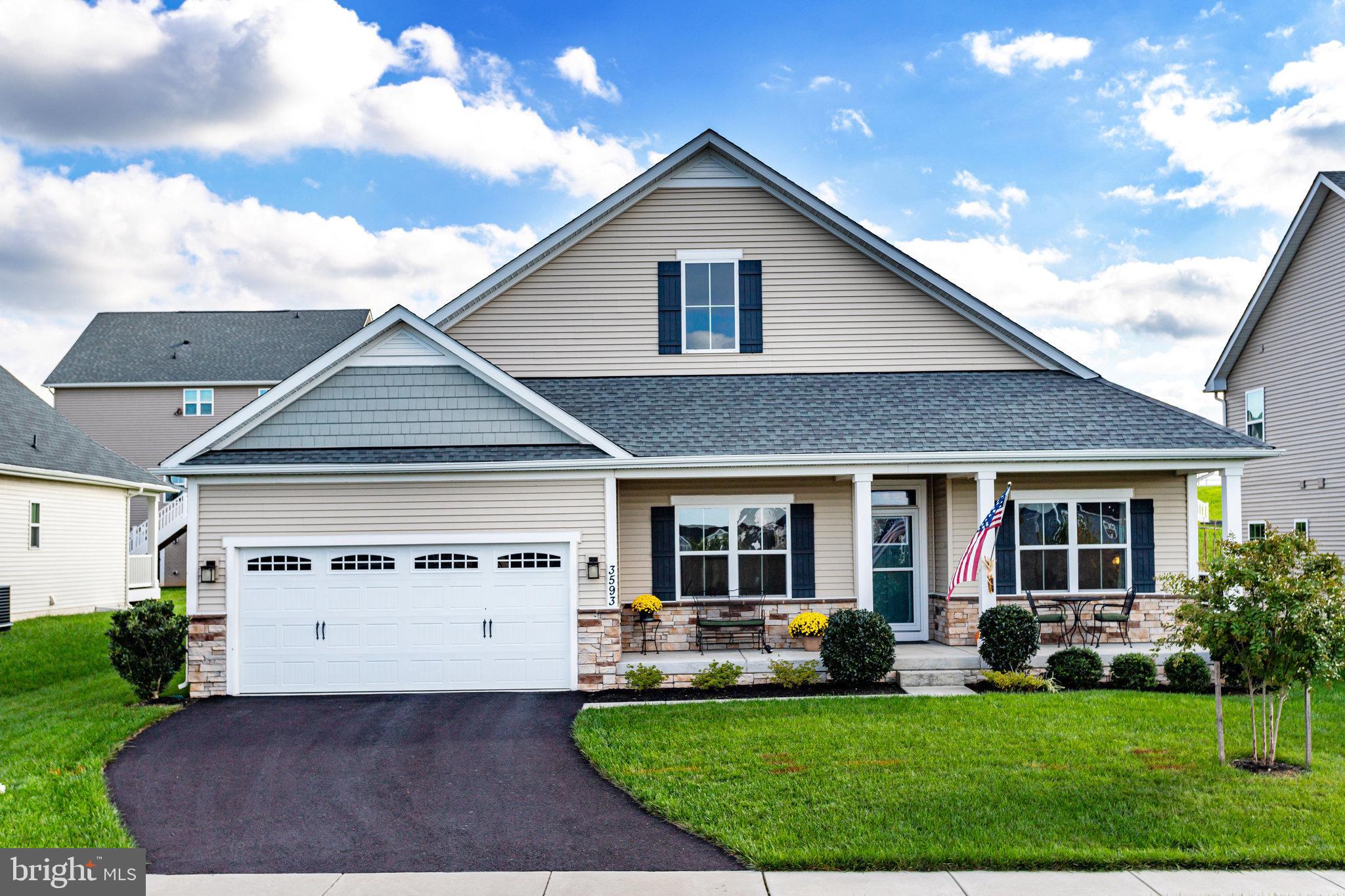 WOODBOURNE MANOR - Residential