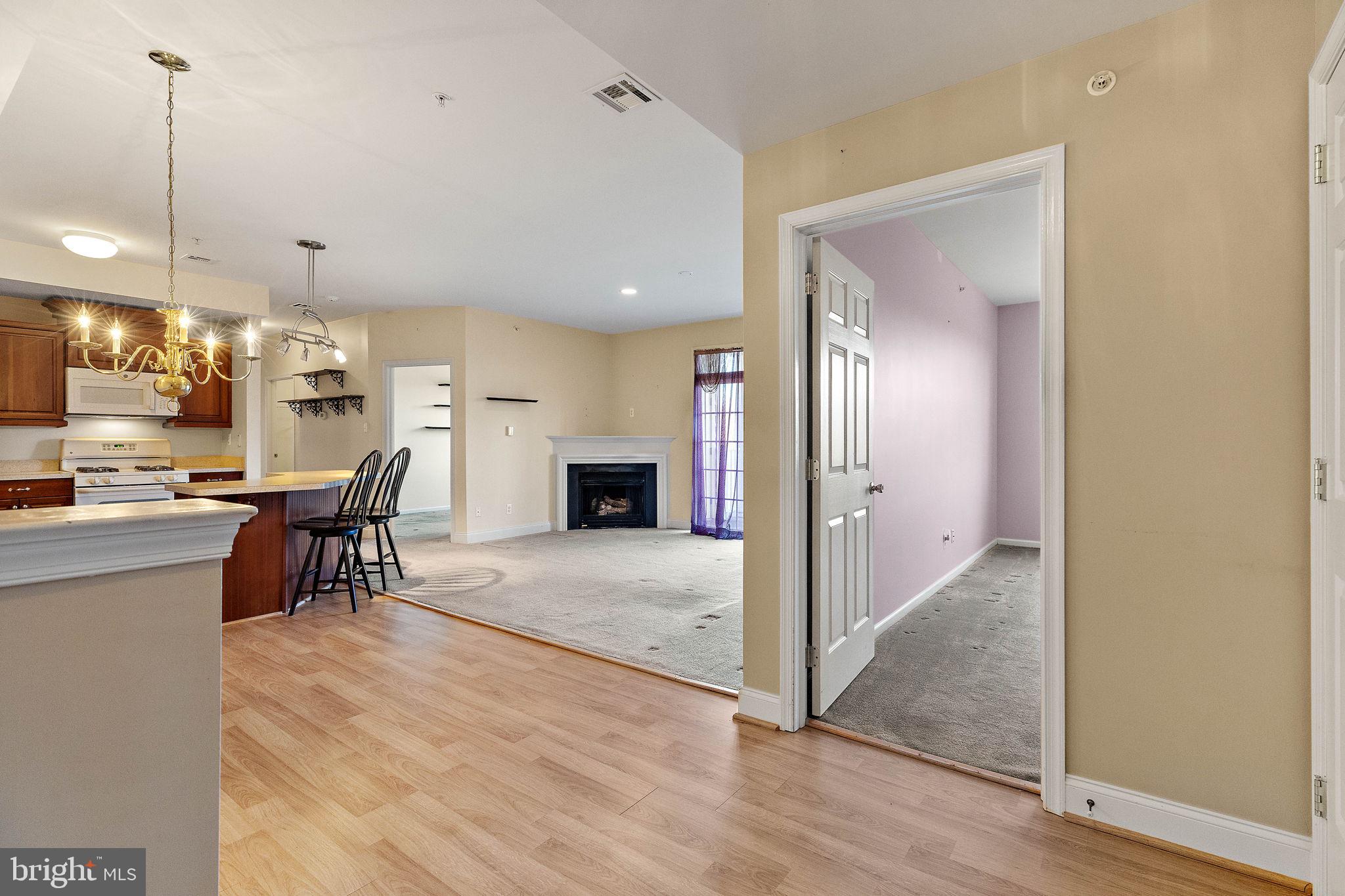 VICTORIA GARDENS - Residential