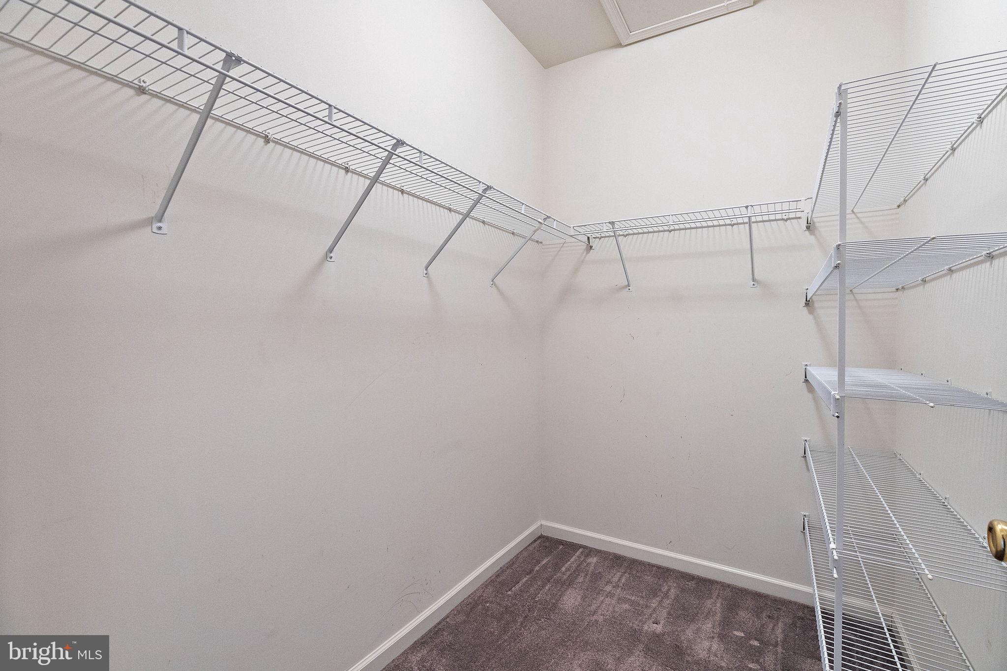 VICTORIA GARDENS - Residential