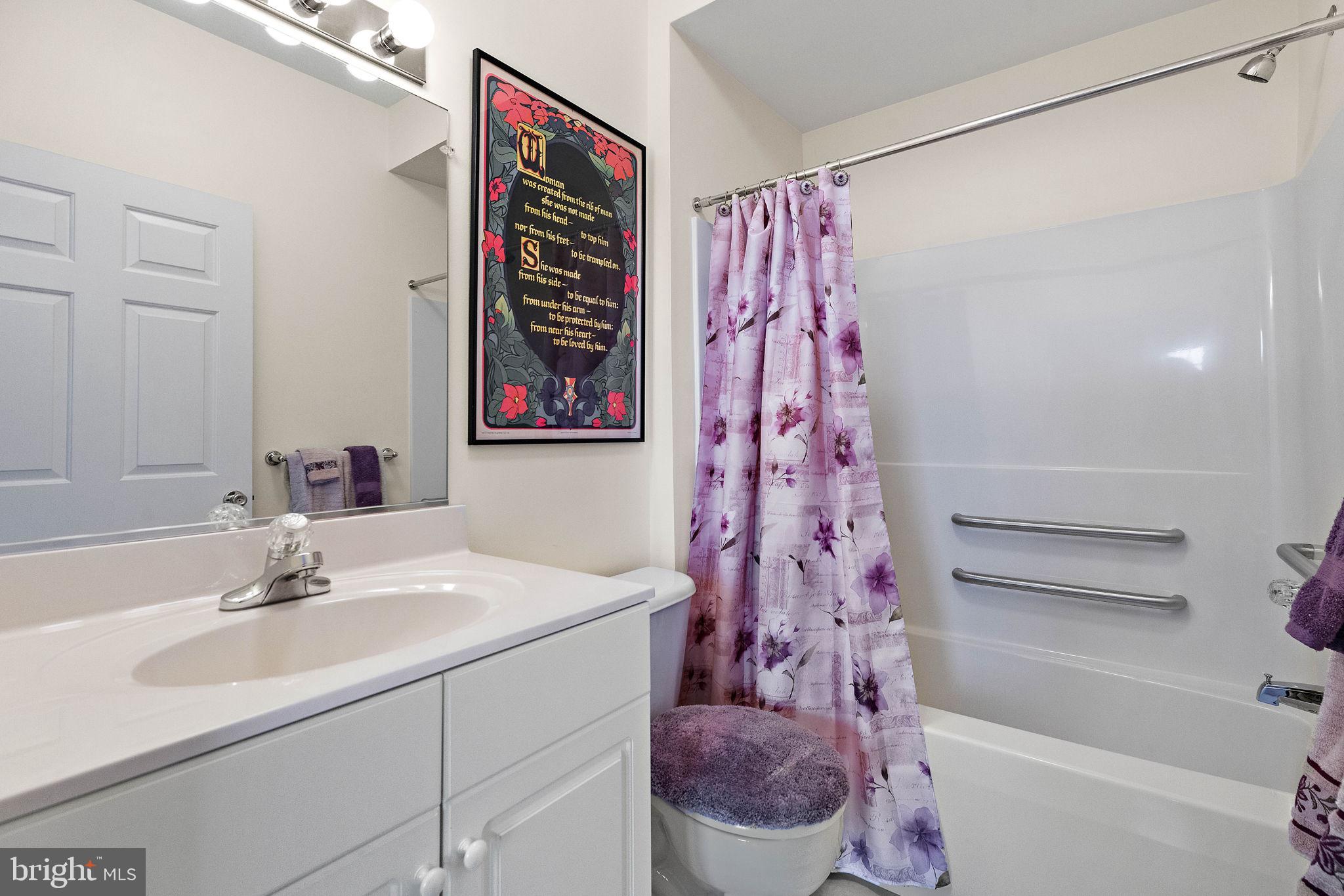 VICTORIA GARDENS - Residential