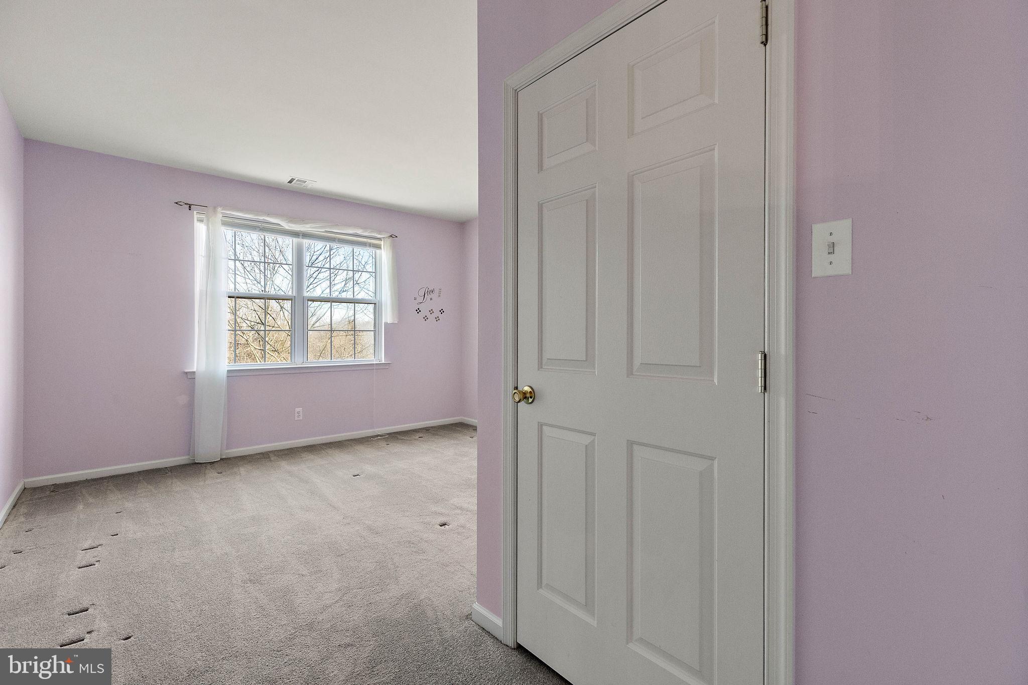 VICTORIA GARDENS - Residential