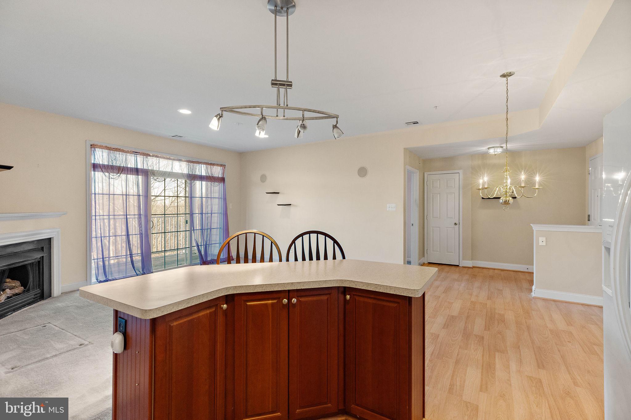 VICTORIA GARDENS - Residential