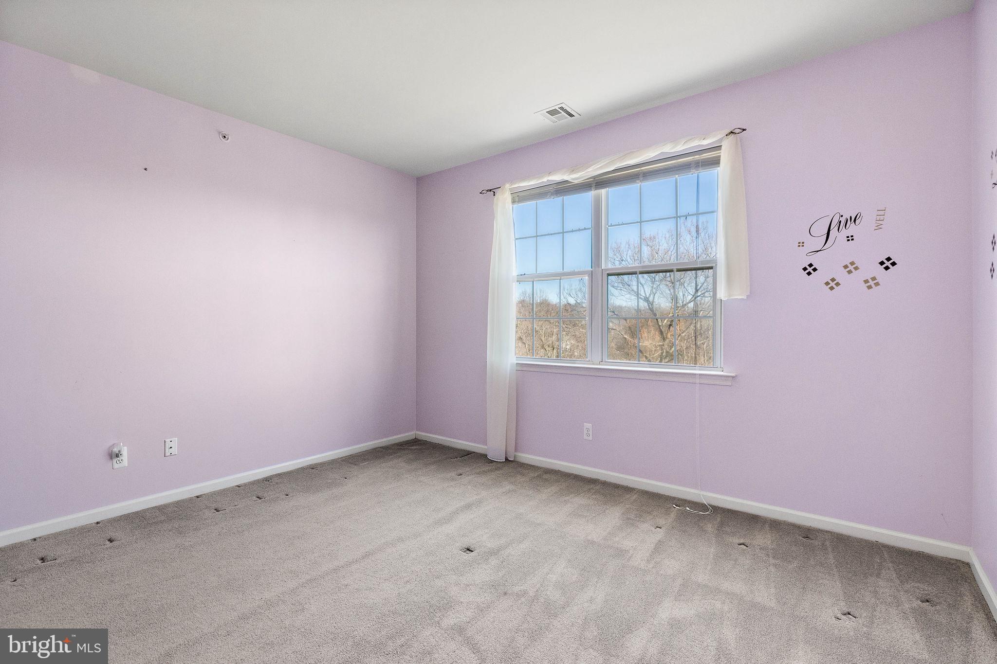 VICTORIA GARDENS - Residential