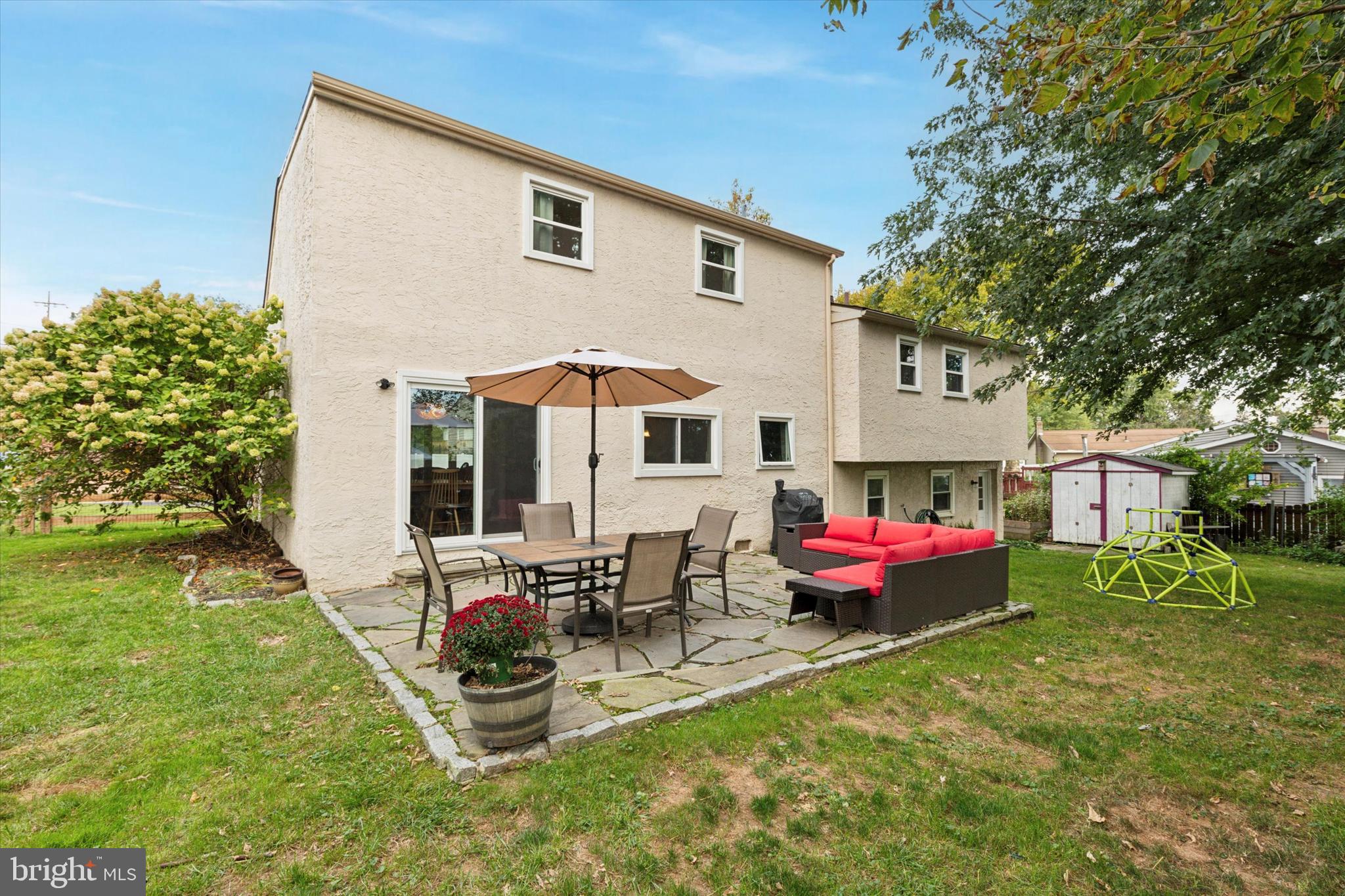 GLENSIDE - Residential