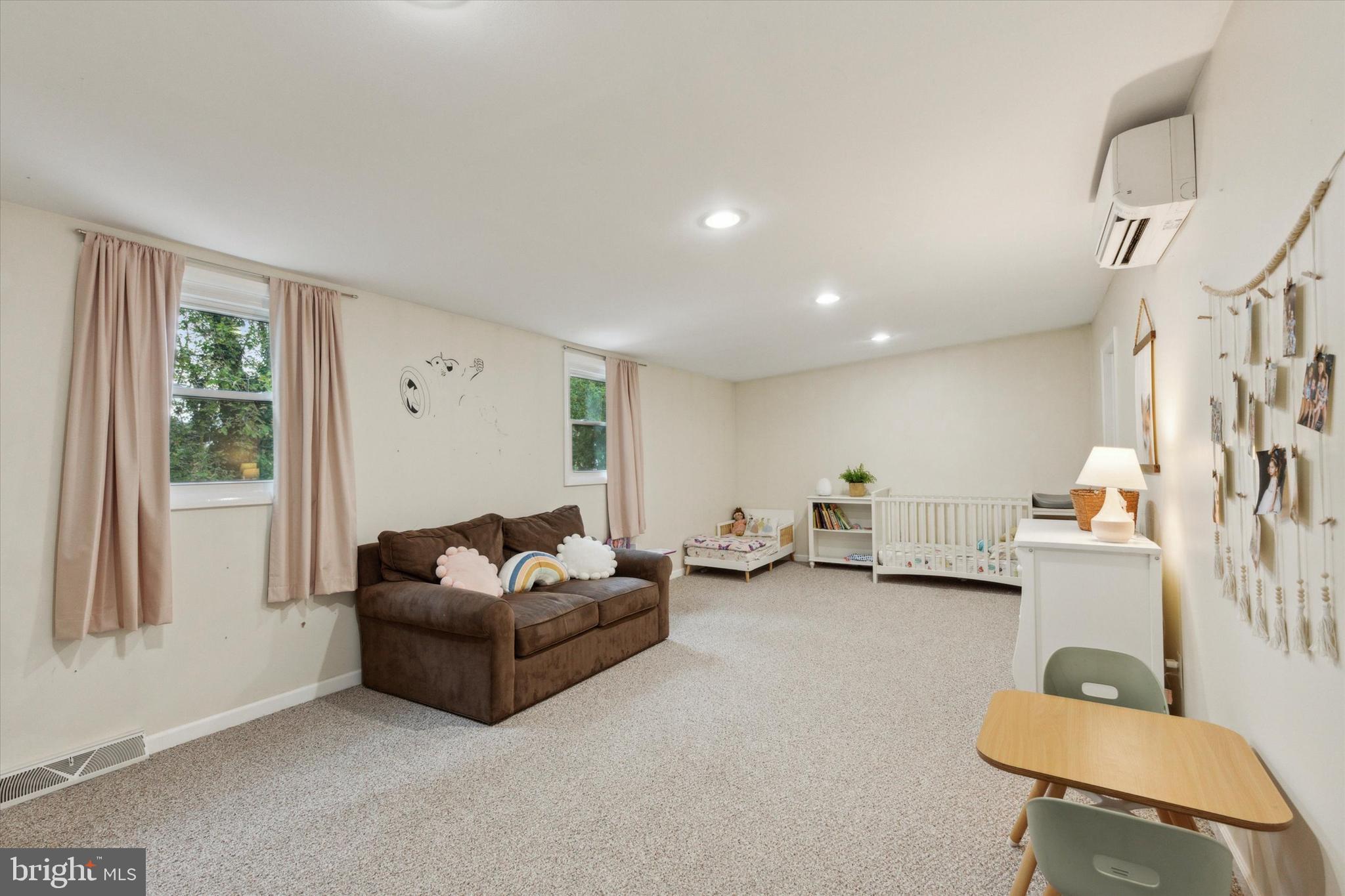 GLENSIDE - Residential