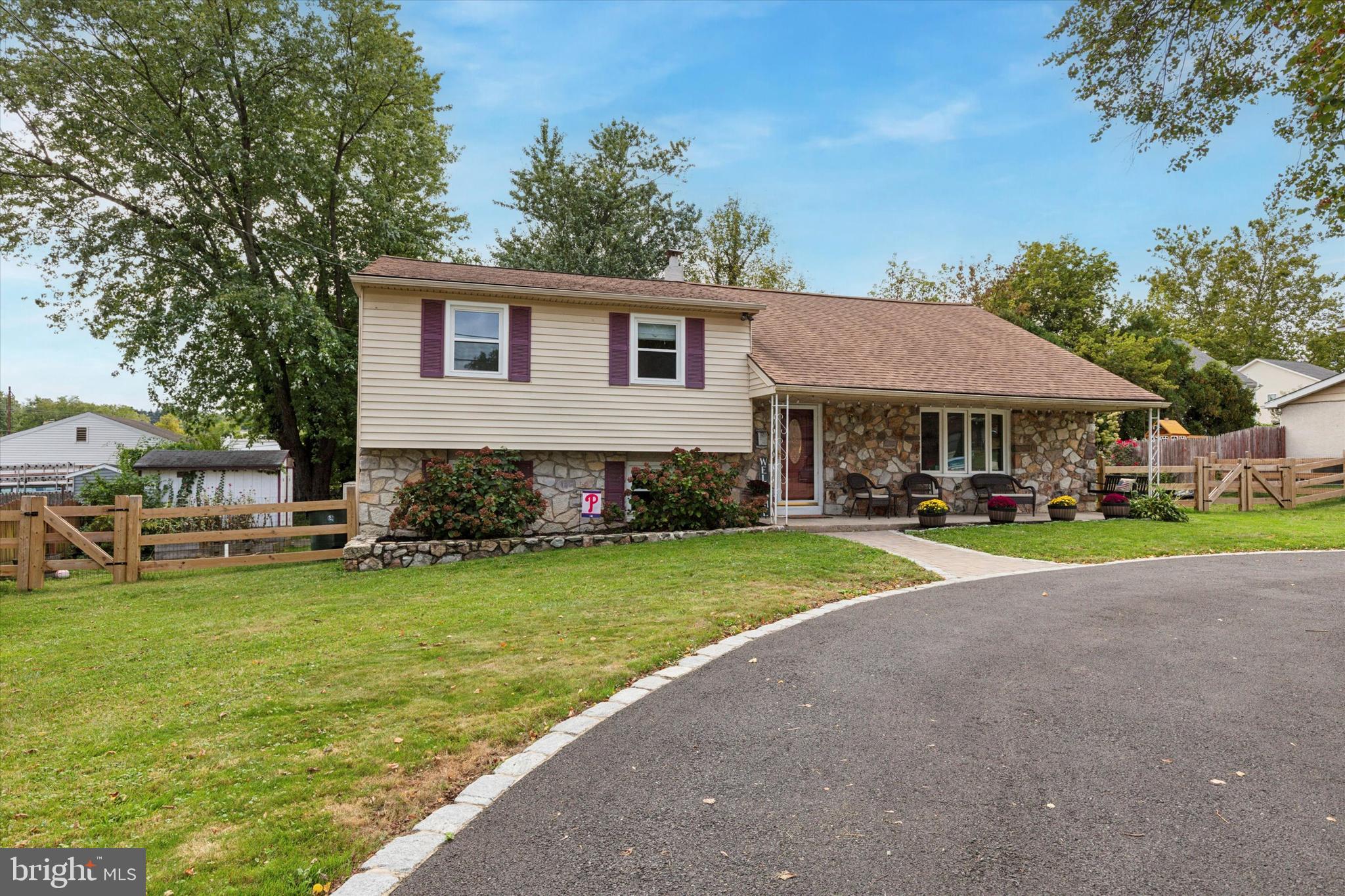 GLENSIDE - Residential