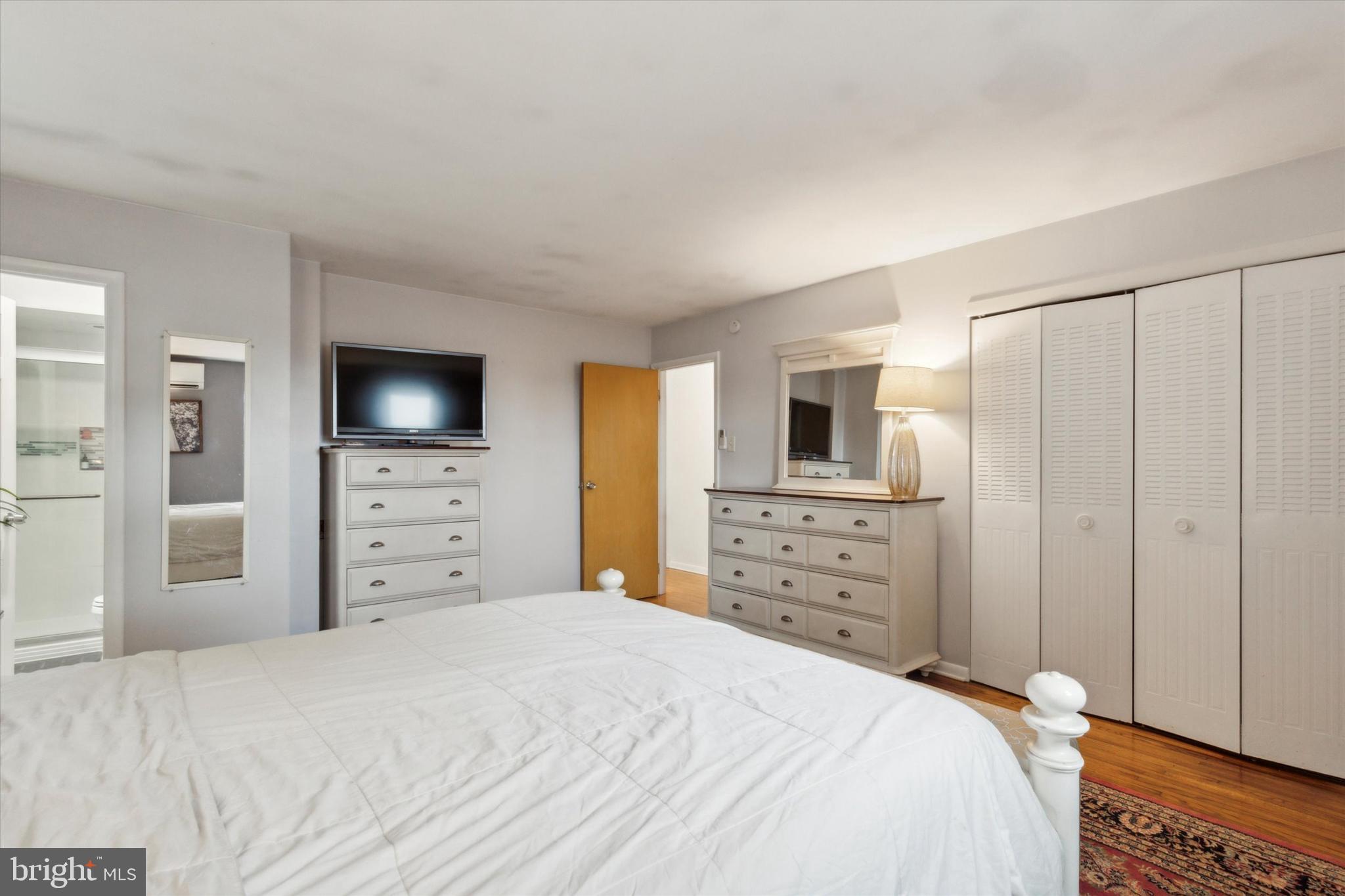 GLENSIDE - Residential