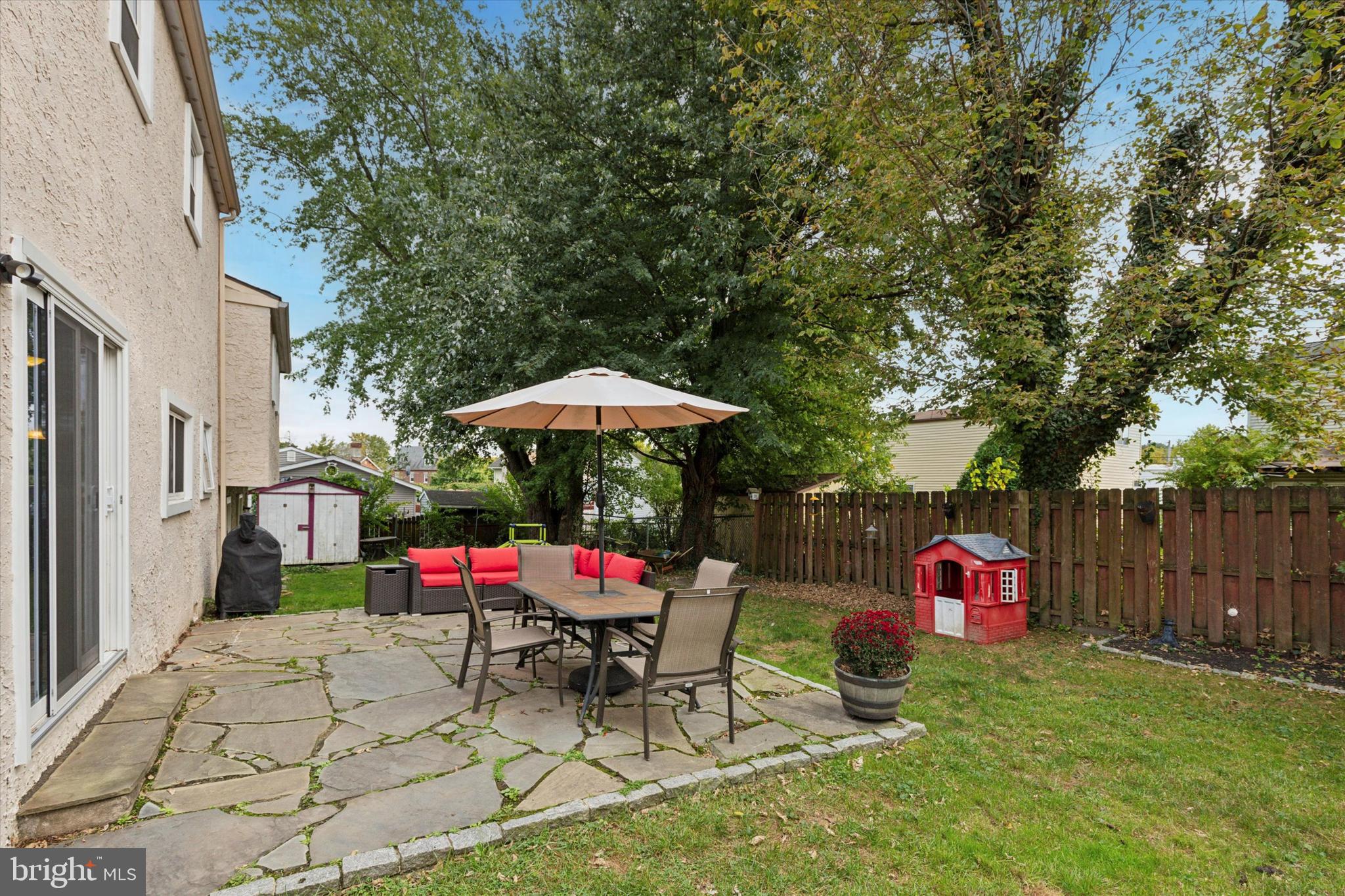 GLENSIDE - Residential