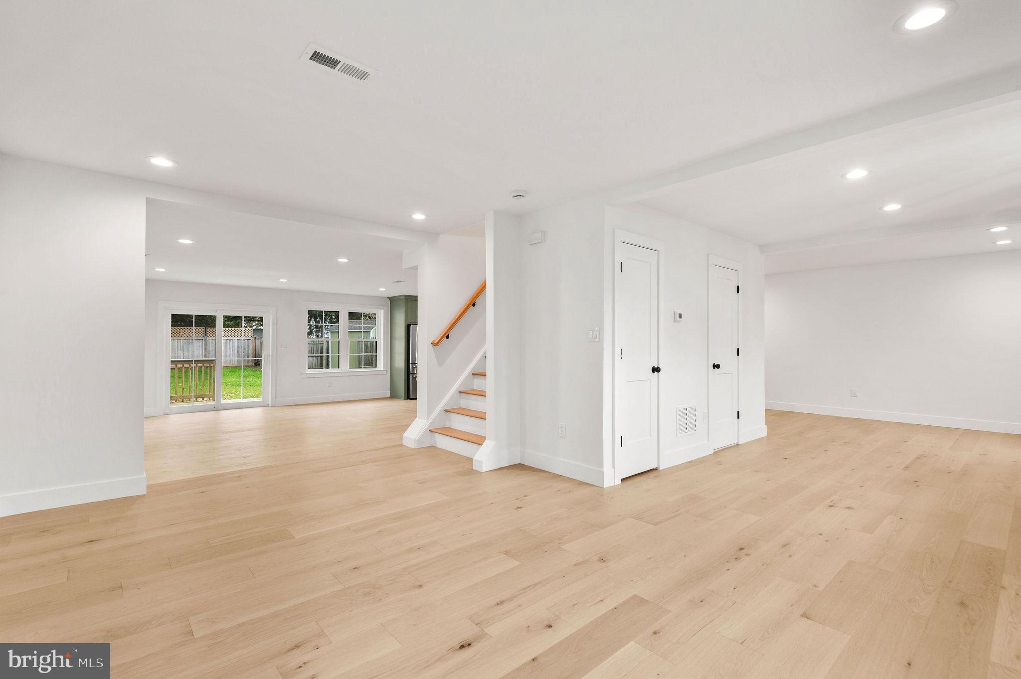 DOYLESTOWN BORO - Residential