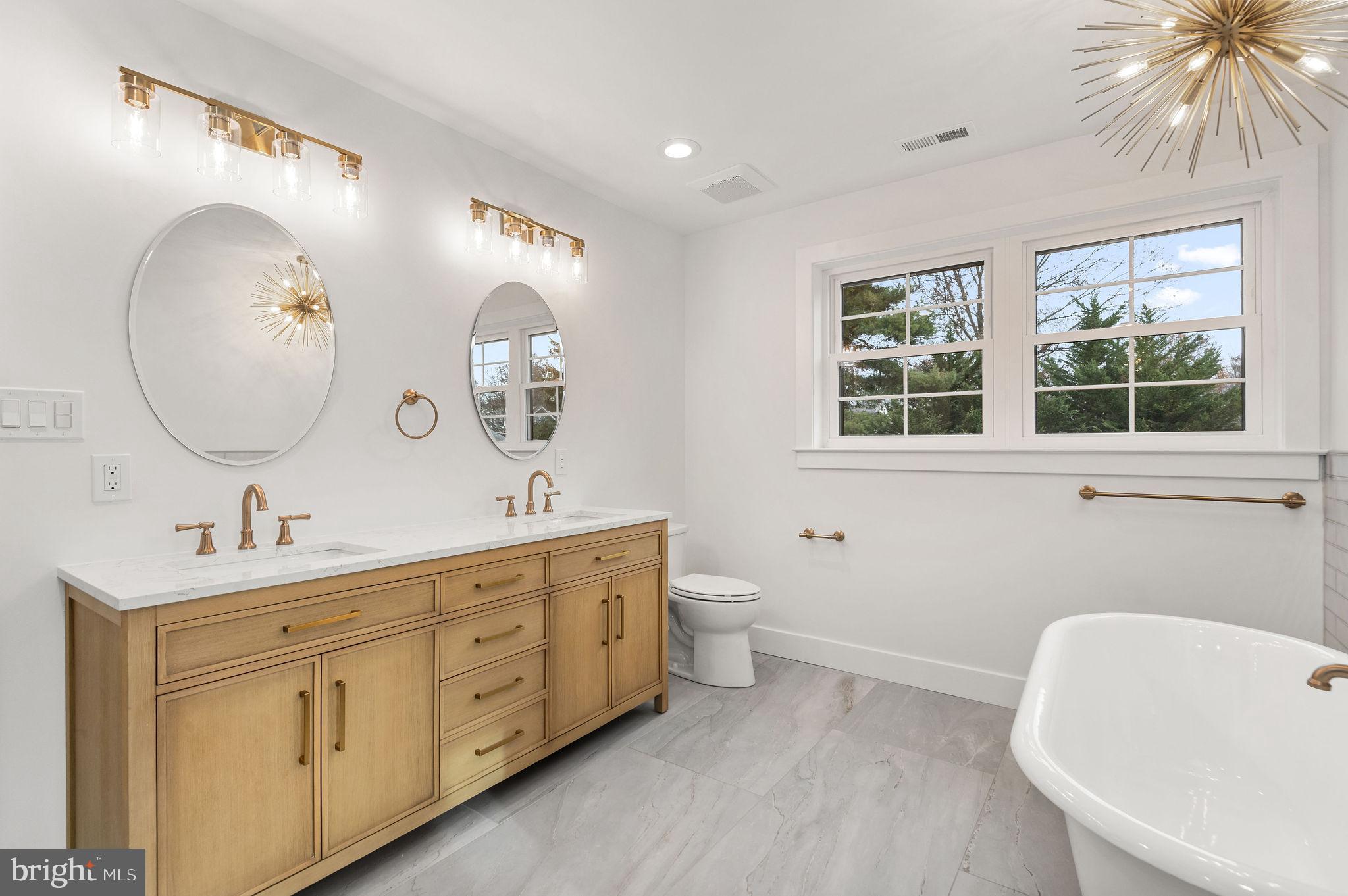 DOYLESTOWN BORO - Residential