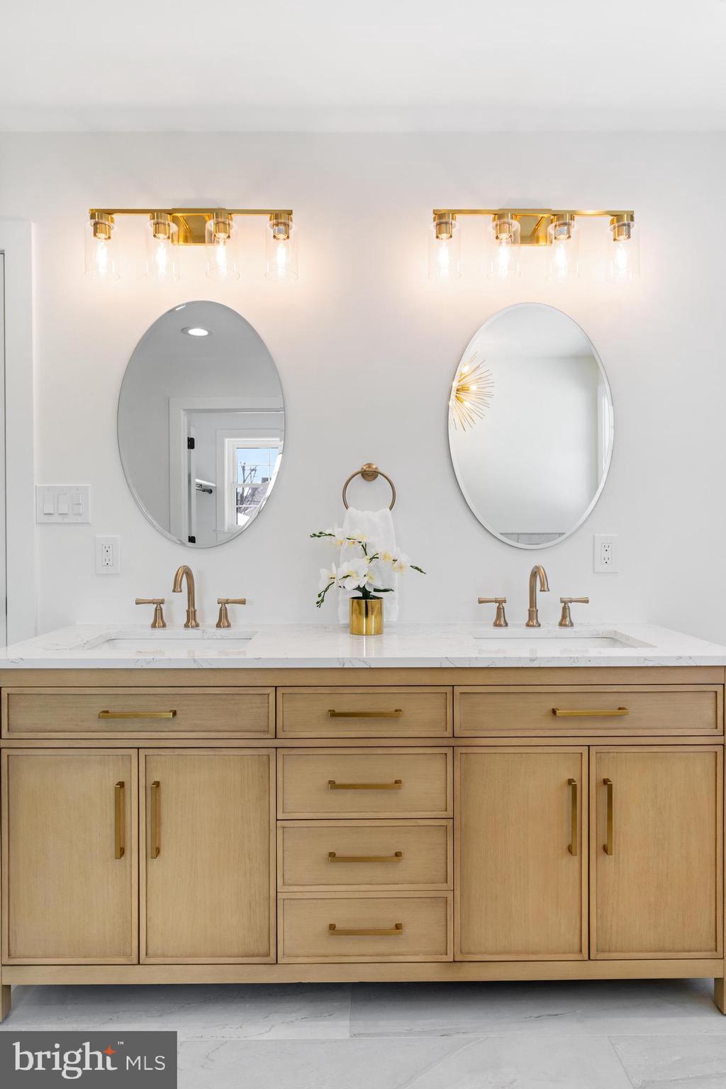 DOYLESTOWN BORO - Residential